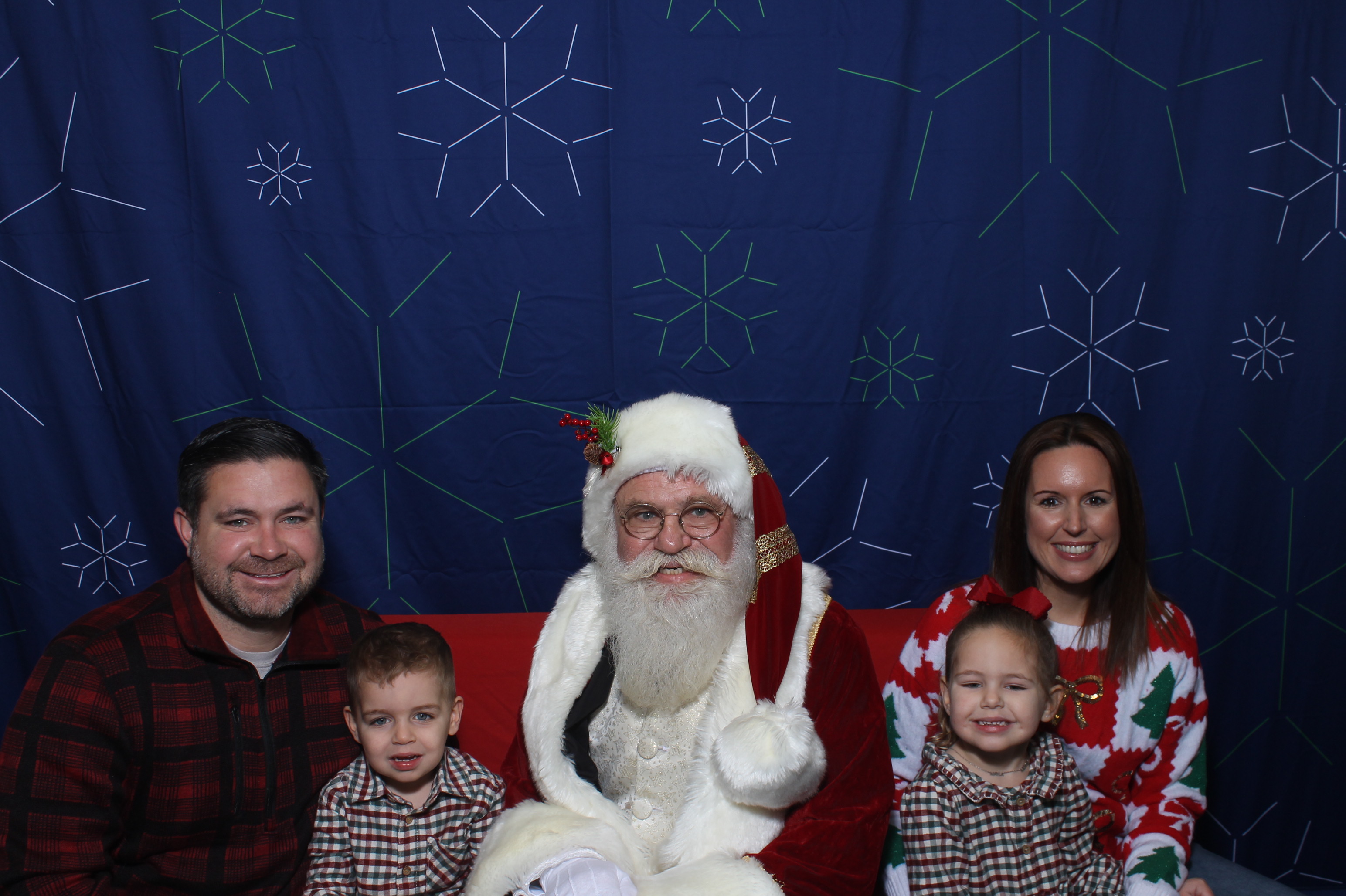BREAKFAST WITH SANTA | View more photos from the event at gallery.photoboothcincy.com/u/PhotoBoothCincy/BREAKFAST-WITH-SANTA