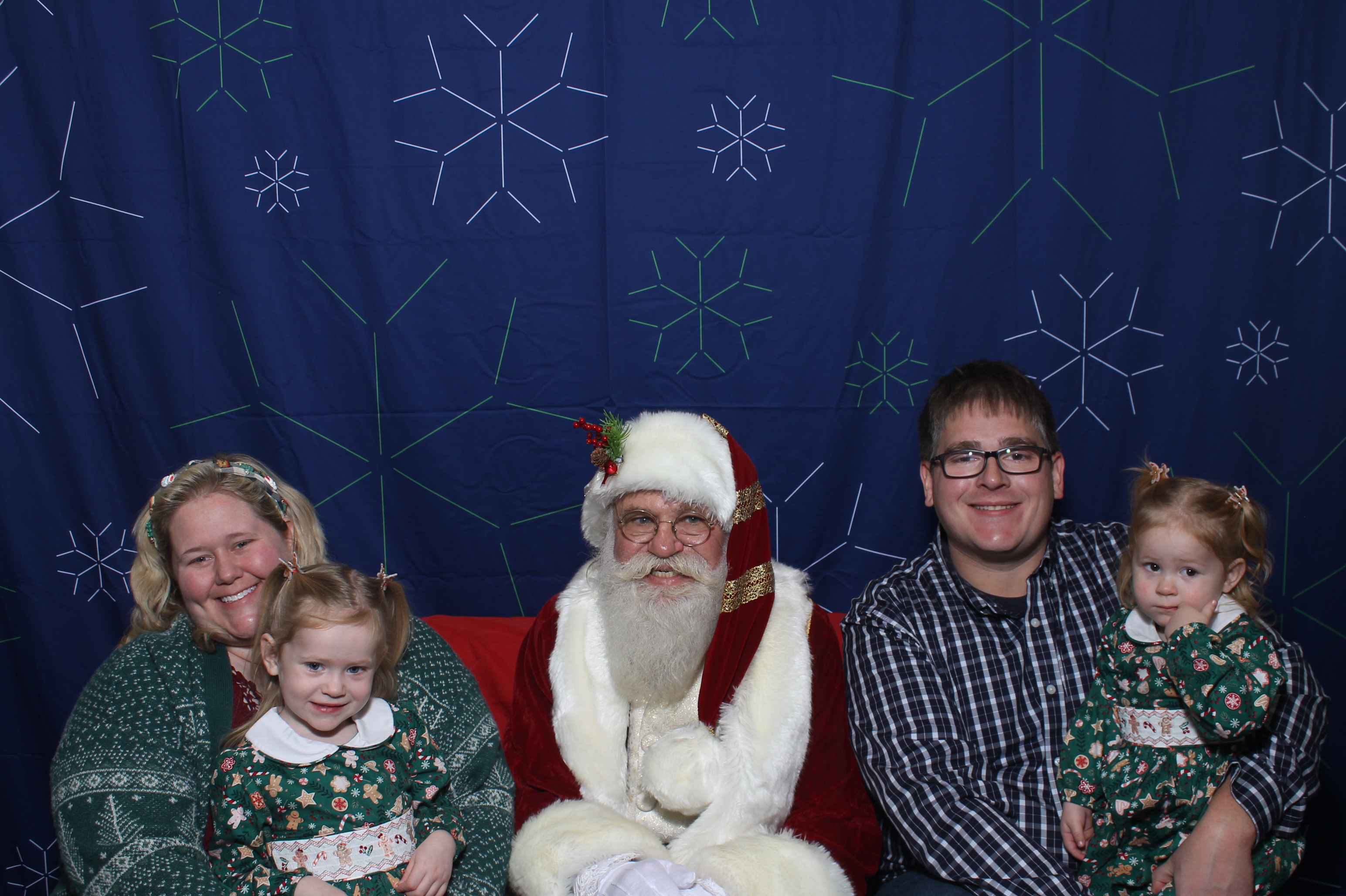 BREAKFAST WITH SANTA | View more photos from the event at gallery.photoboothcincy.com/u/PhotoBoothCincy/BREAKFAST-WITH-SANTA