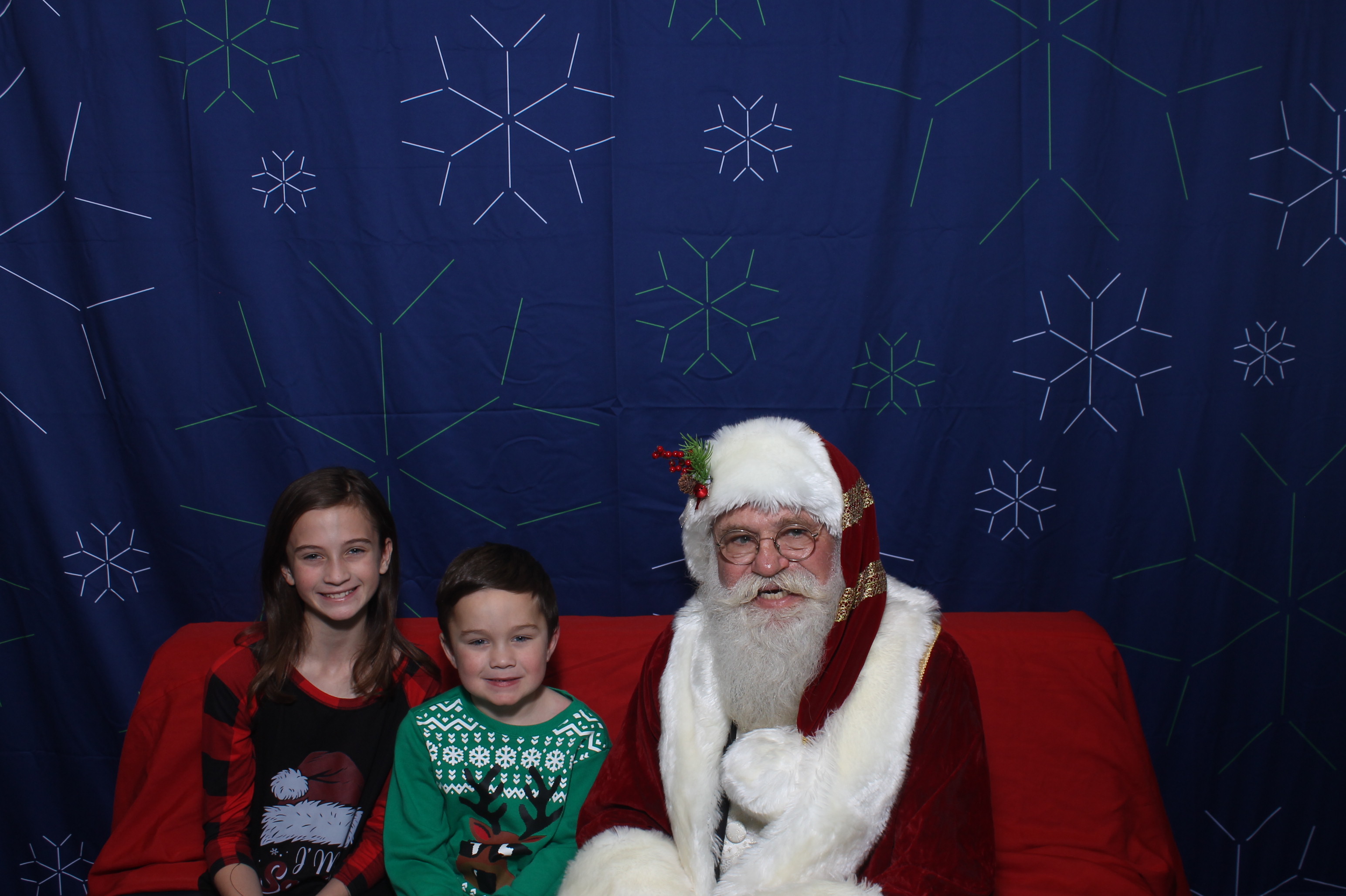 BREAKFAST WITH SANTA | View more photos from the event at gallery.photoboothcincy.com/u/PhotoBoothCincy/BREAKFAST-WITH-SANTA