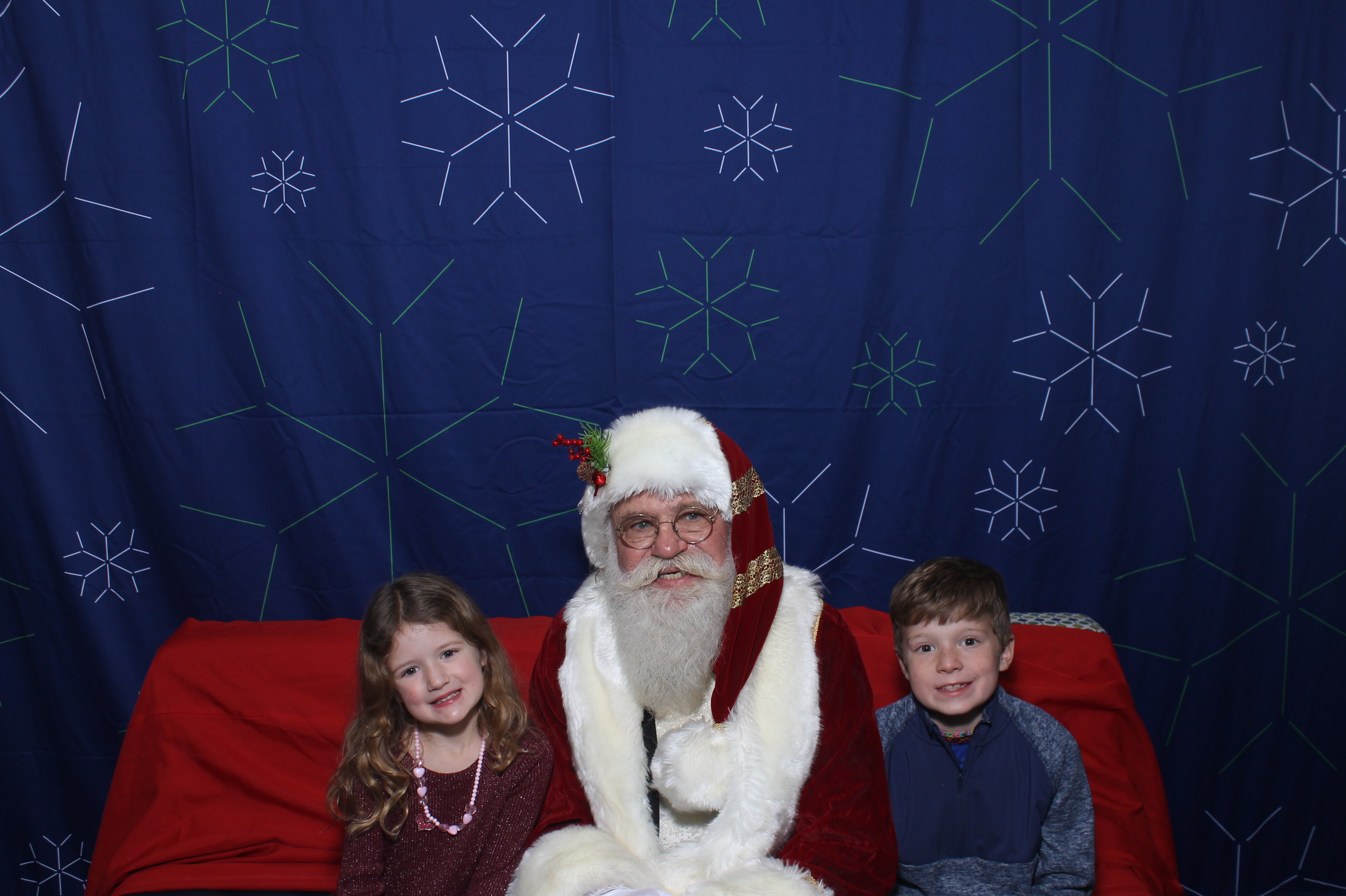 BREAKFAST WITH SANTA | View more photos from the event at gallery.photoboothcincy.com/u/PhotoBoothCincy/BREAKFAST-WITH-SANTA