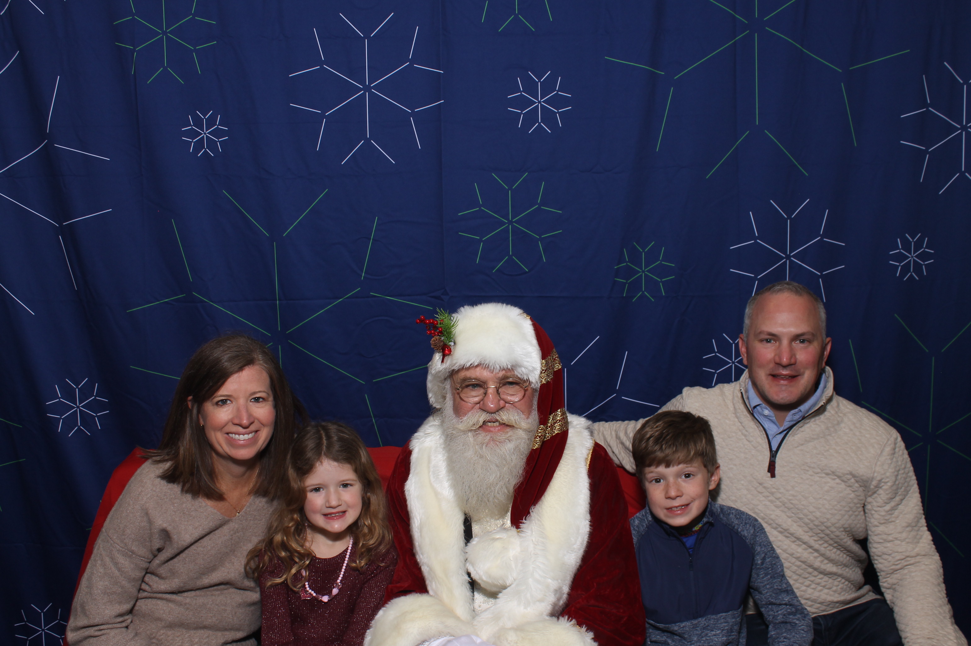 BREAKFAST WITH SANTA | View more photos from the event at gallery.photoboothcincy.com/u/PhotoBoothCincy/BREAKFAST-WITH-SANTA