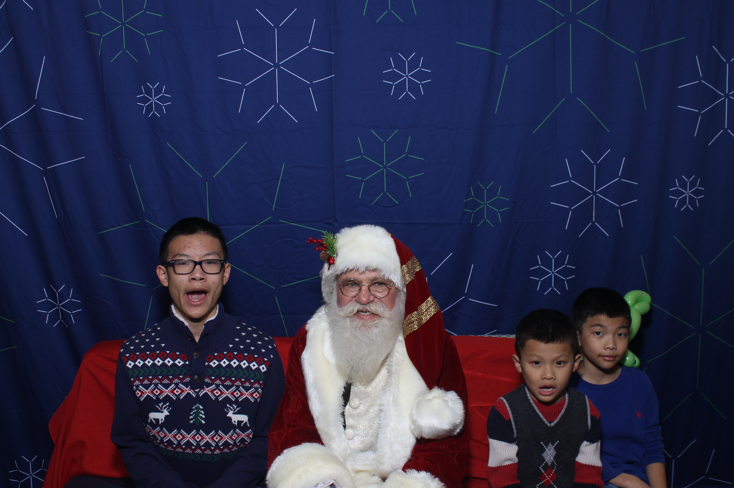 BREAKFAST WITH SANTA | View more photos from the event at gallery.photoboothcincy.com/u/PhotoBoothCincy/BREAKFAST-WITH-SANTA