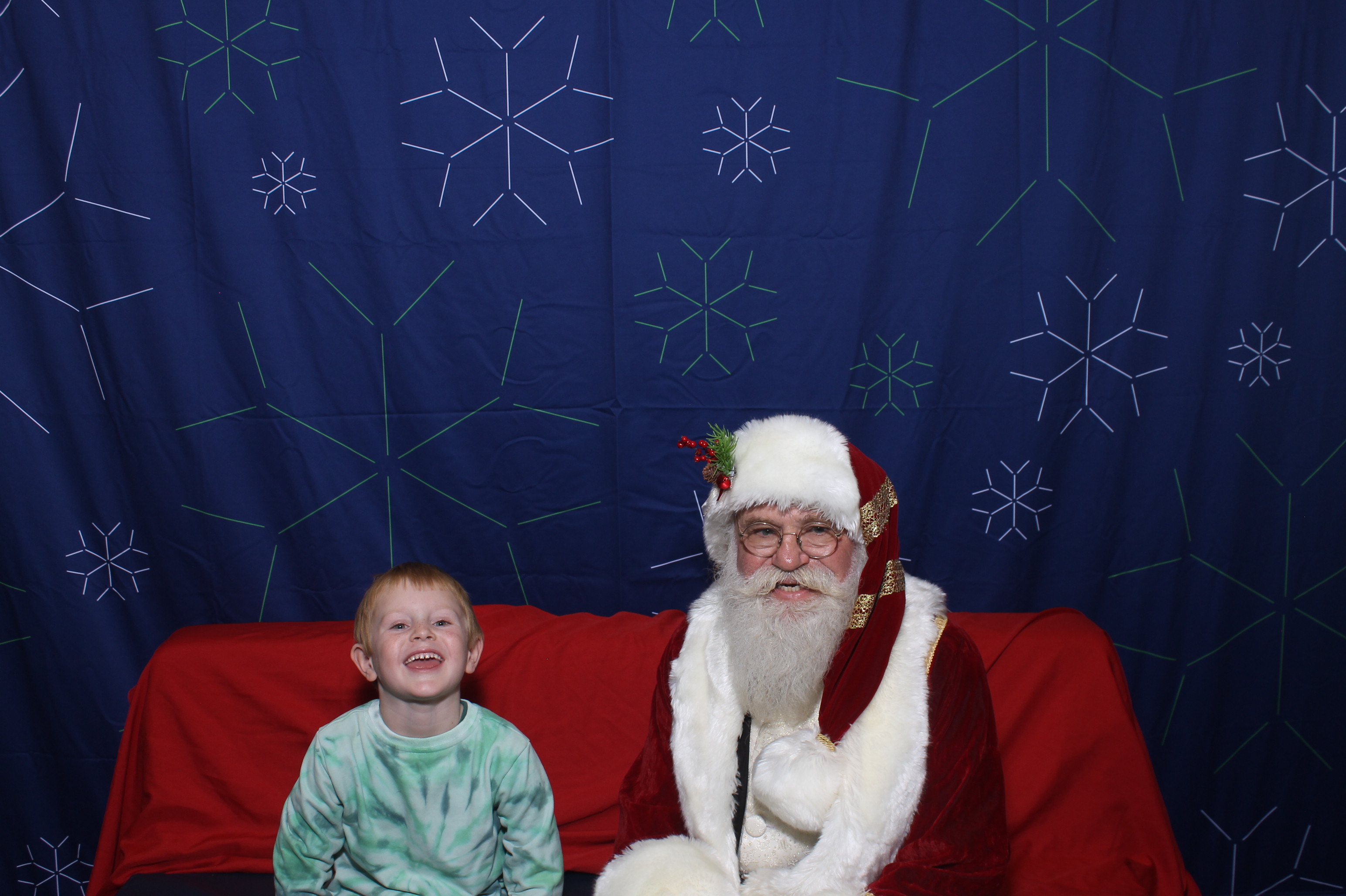 BREAKFAST WITH SANTA | View more photos from the event at gallery.photoboothcincy.com/u/PhotoBoothCincy/BREAKFAST-WITH-SANTA