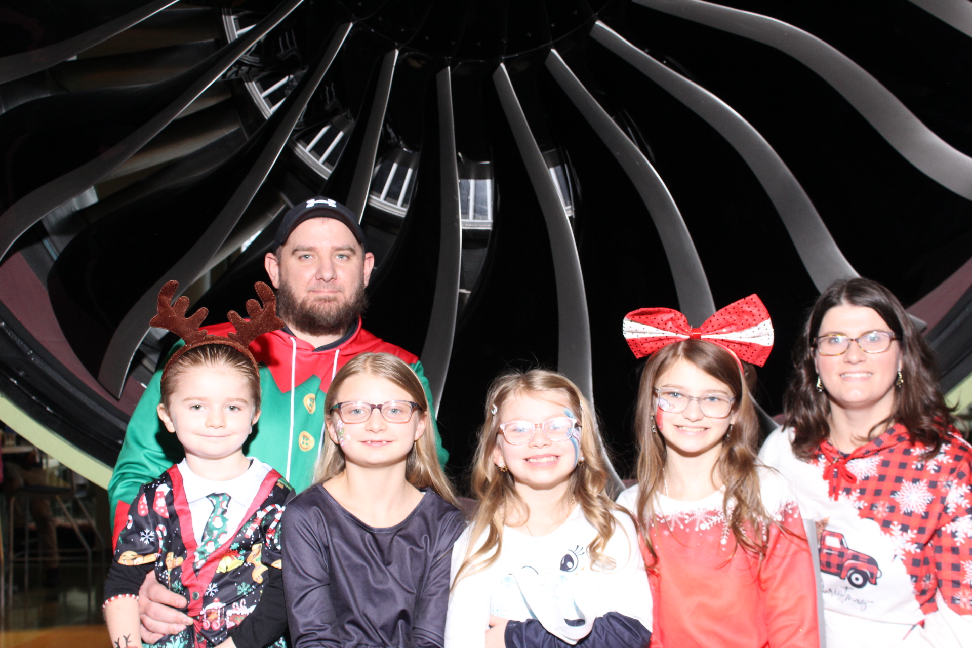 BREAKFAST WITH SANTA | View more photos from the event at gallery.photoboothcincy.com/u/PhotoBoothCincy/BREAKFAST-WITH-SANTA