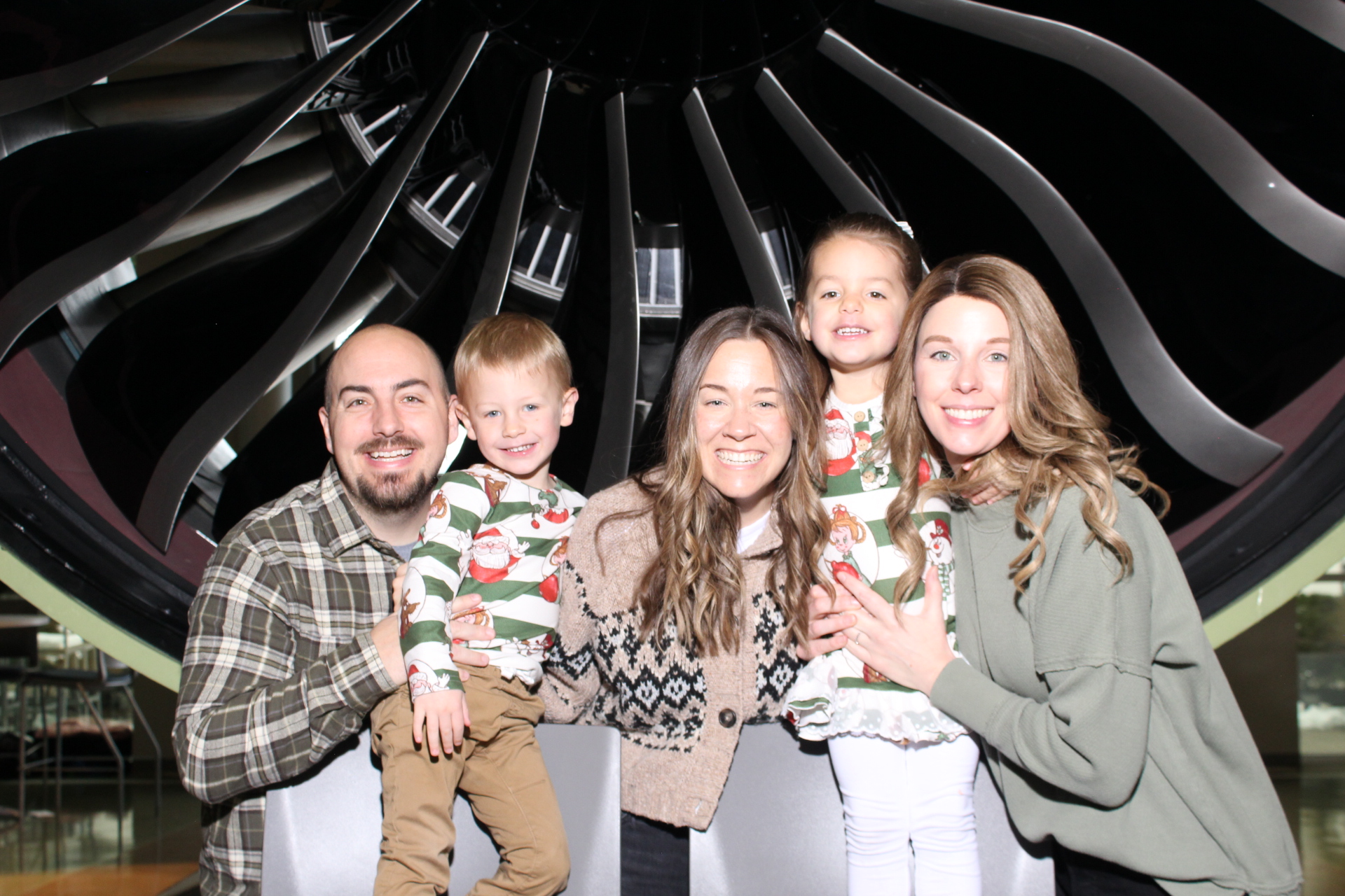 BREAKFAST WITH SANTA | View more photos from the event at gallery.photoboothcincy.com/u/PhotoBoothCincy/BREAKFAST-WITH-SANTA