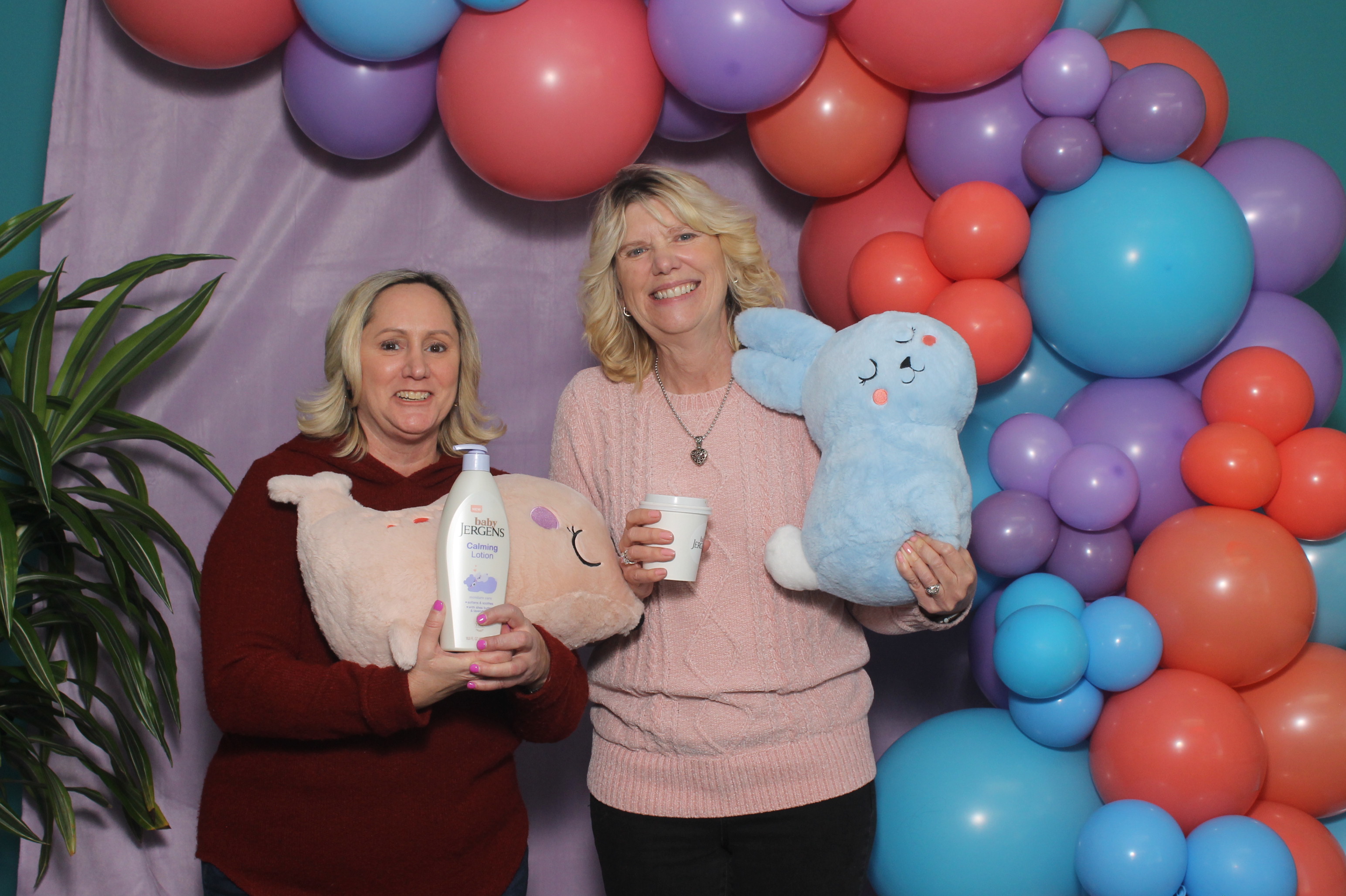 Baby Jergens Launch Party | View more photos from the event at gallery.photoboothcincy.com/u/PhotoBoothCincy/Baby-Jergens-Launch-Party