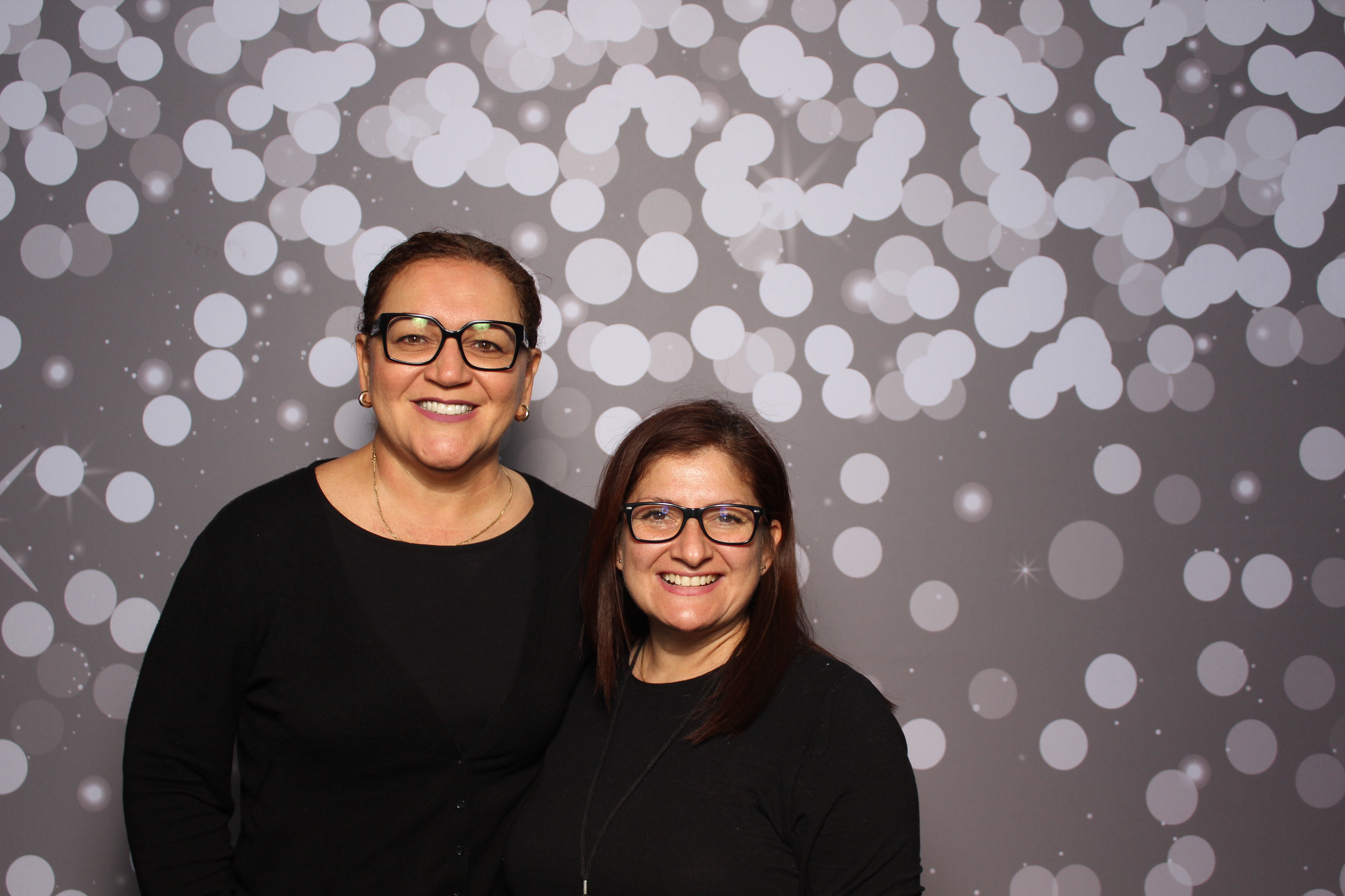 Back2Back Foundation 2025 | View more photos from the event at gallery.photoboothcincy.com/u/PhotoBoothCincy/Back2Back-Foundation-2025