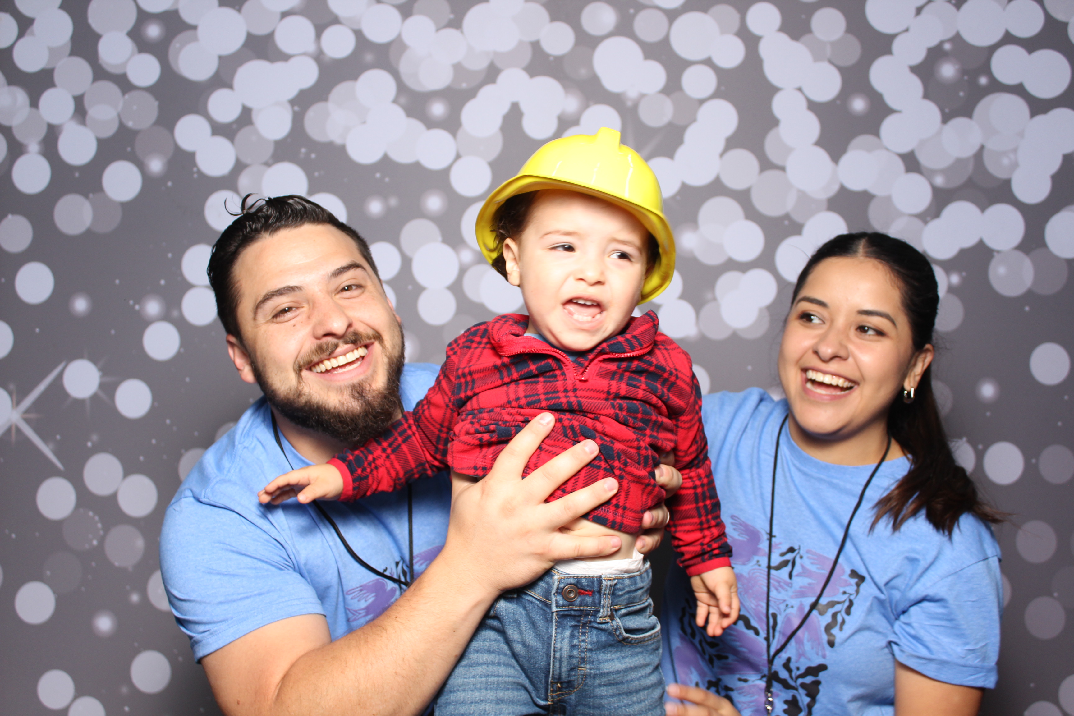 Back2Back Foundation 2025 | View more photos from the event at gallery.photoboothcincy.com/u/PhotoBoothCincy/Back2Back-Foundation-2025