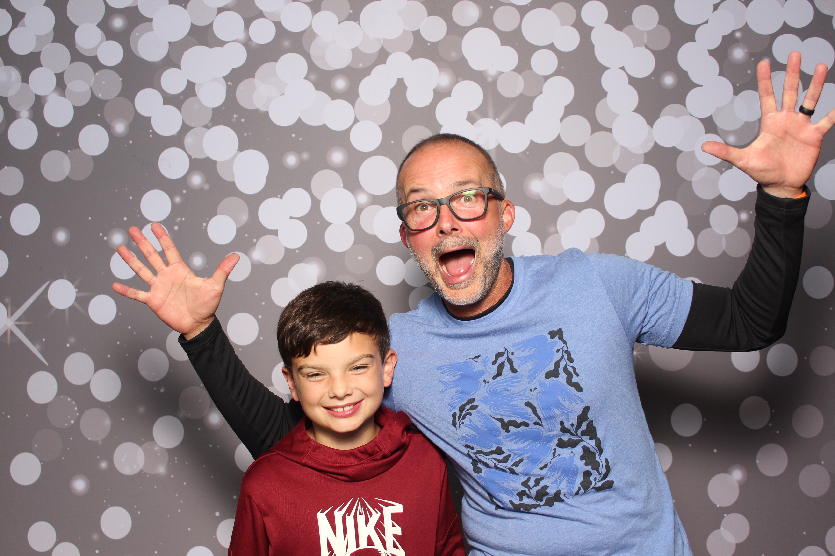 Back2Back Foundation 2025 | View more photos from the event at gallery.photoboothcincy.com/u/PhotoBoothCincy/Back2Back-Foundation-2025