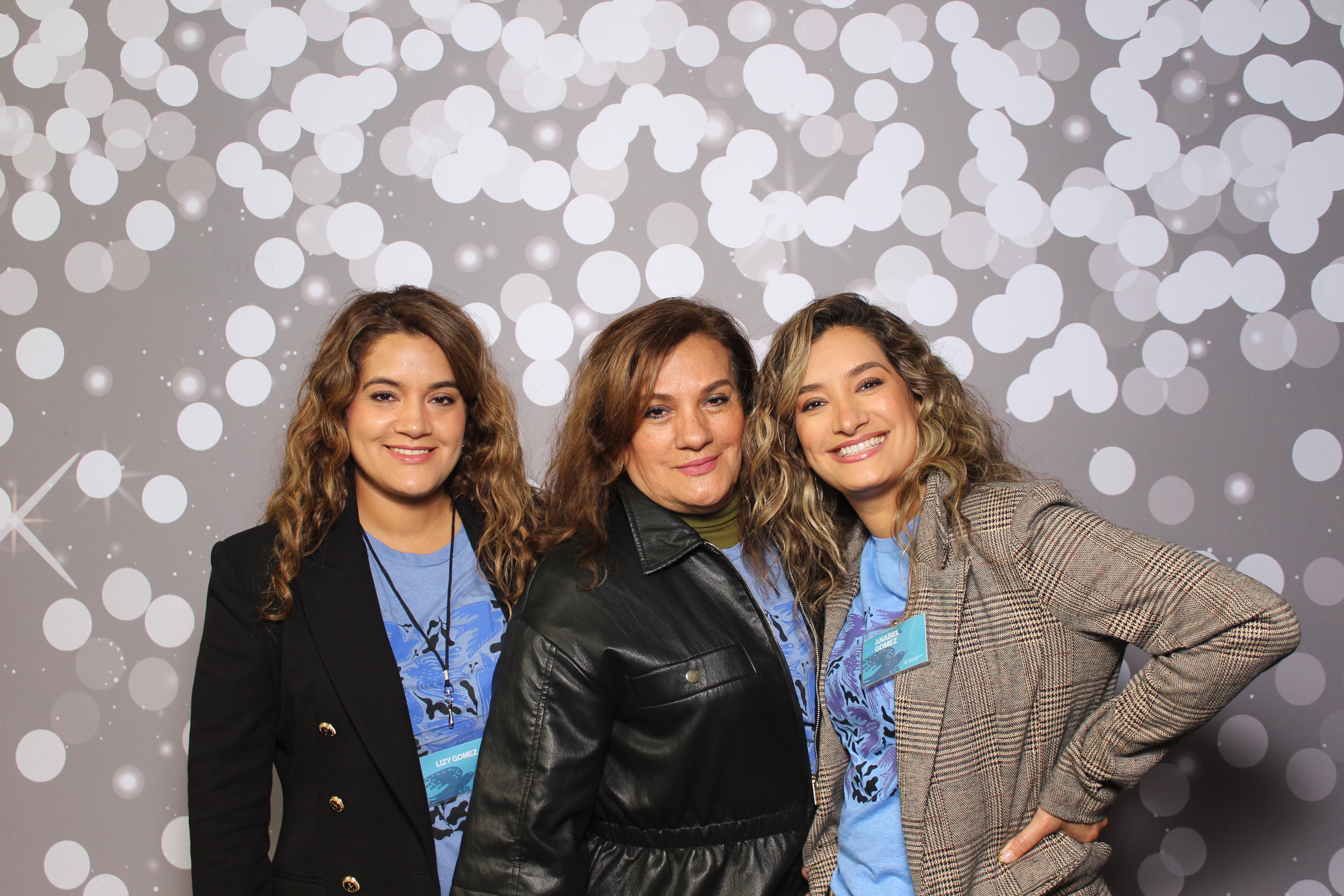 Back2Back Foundation 2025 | View more photos from the event at gallery.photoboothcincy.com/u/PhotoBoothCincy/Back2Back-Foundation-2025