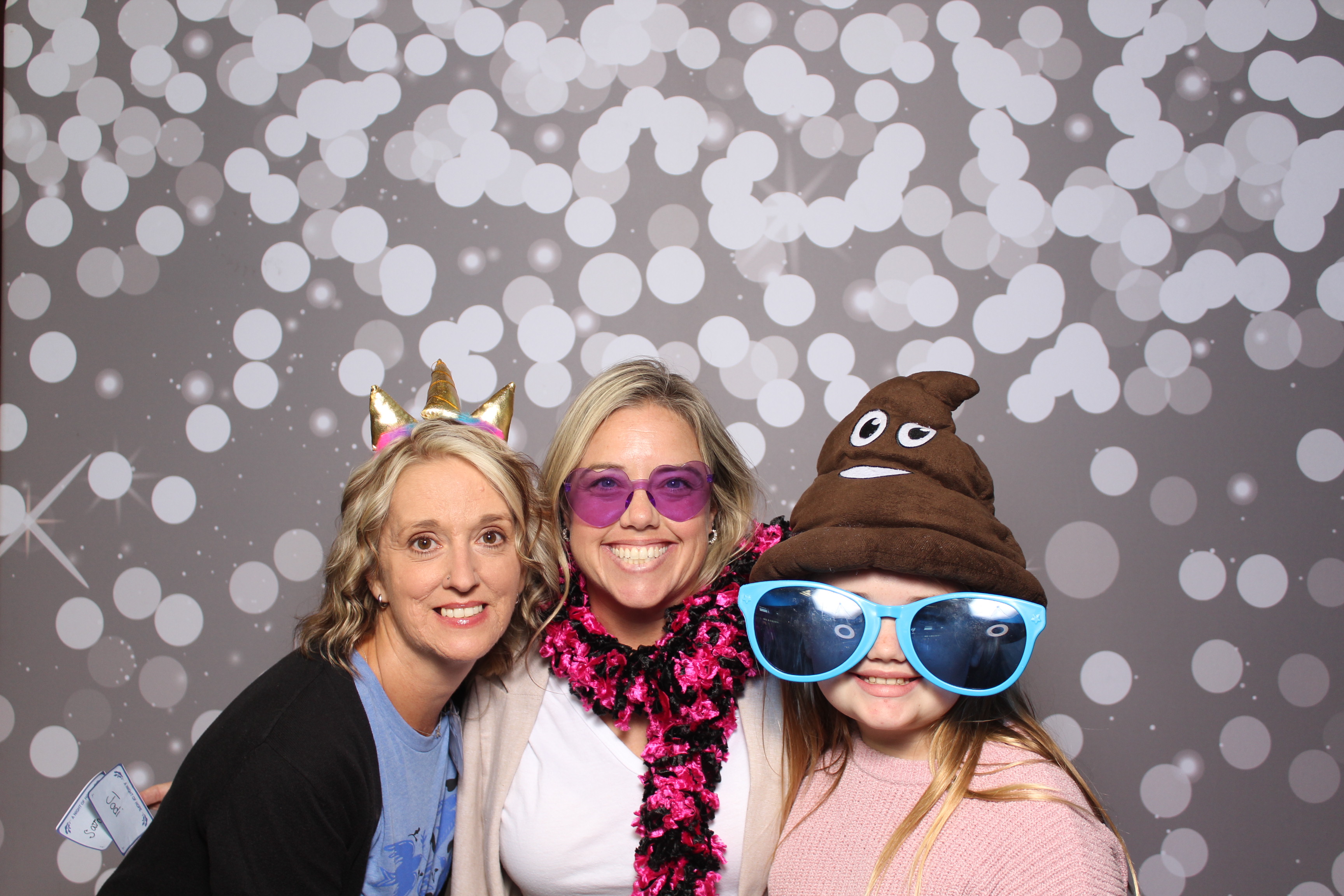 Back2Back Foundation 2025 | View more photos from the event at gallery.photoboothcincy.com/u/PhotoBoothCincy/Back2Back-Foundation-2025