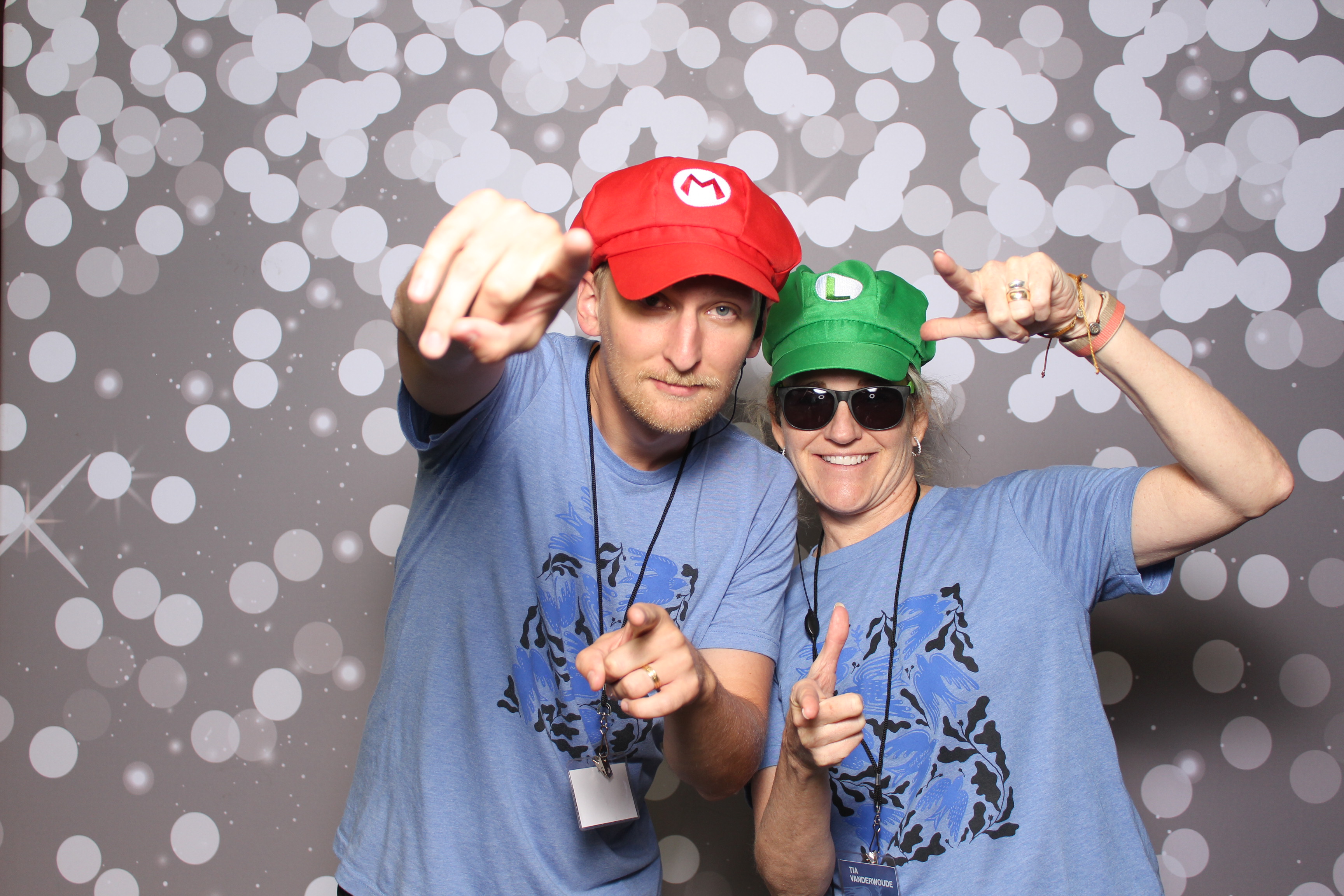 Back2Back Foundation 2025 | View more photos from the event at gallery.photoboothcincy.com/u/PhotoBoothCincy/Back2Back-Foundation-2025