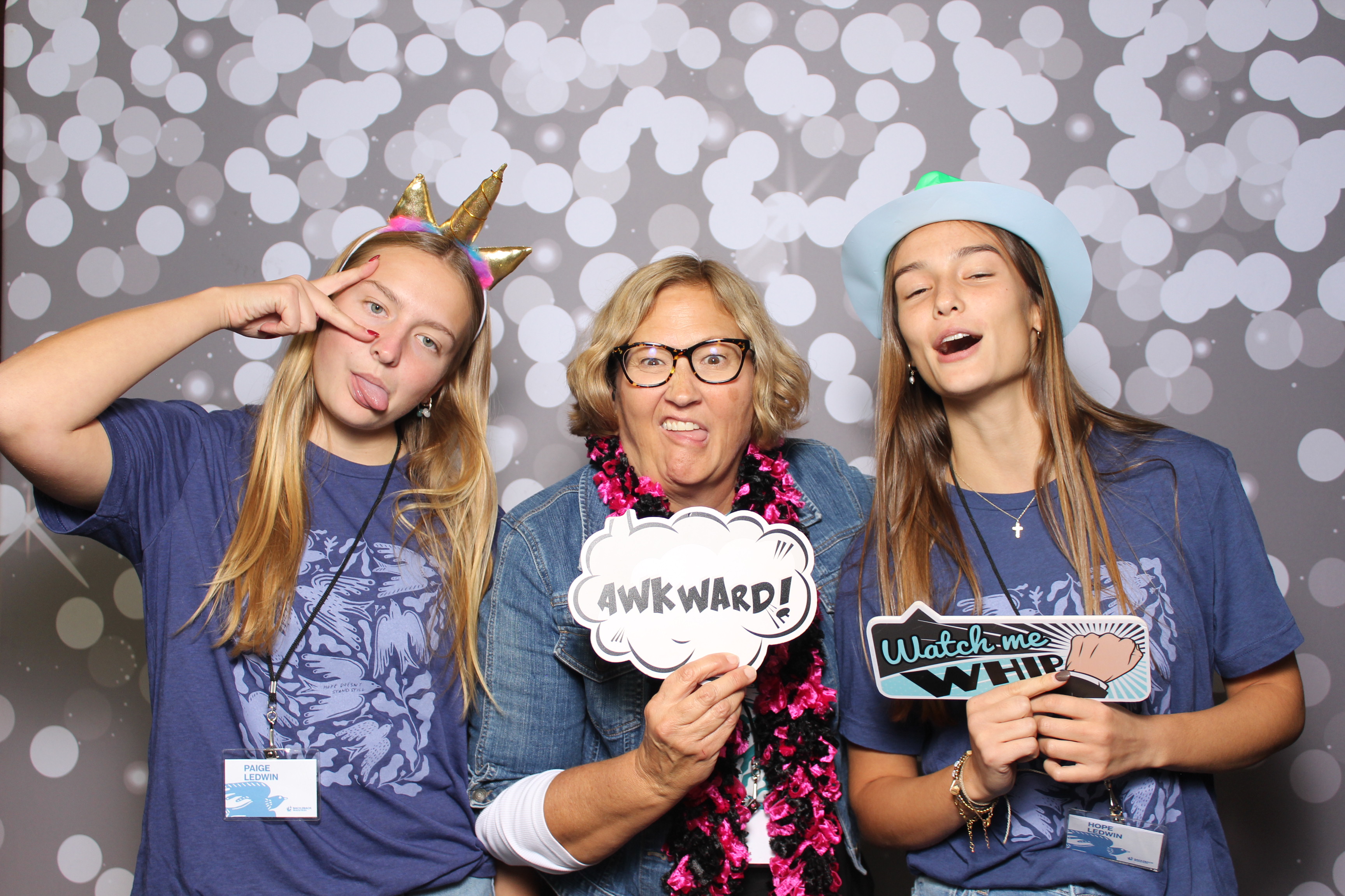 Back2Back Foundation 2025 | View more photos from the event at gallery.photoboothcincy.com/u/PhotoBoothCincy/Back2Back-Foundation-2025