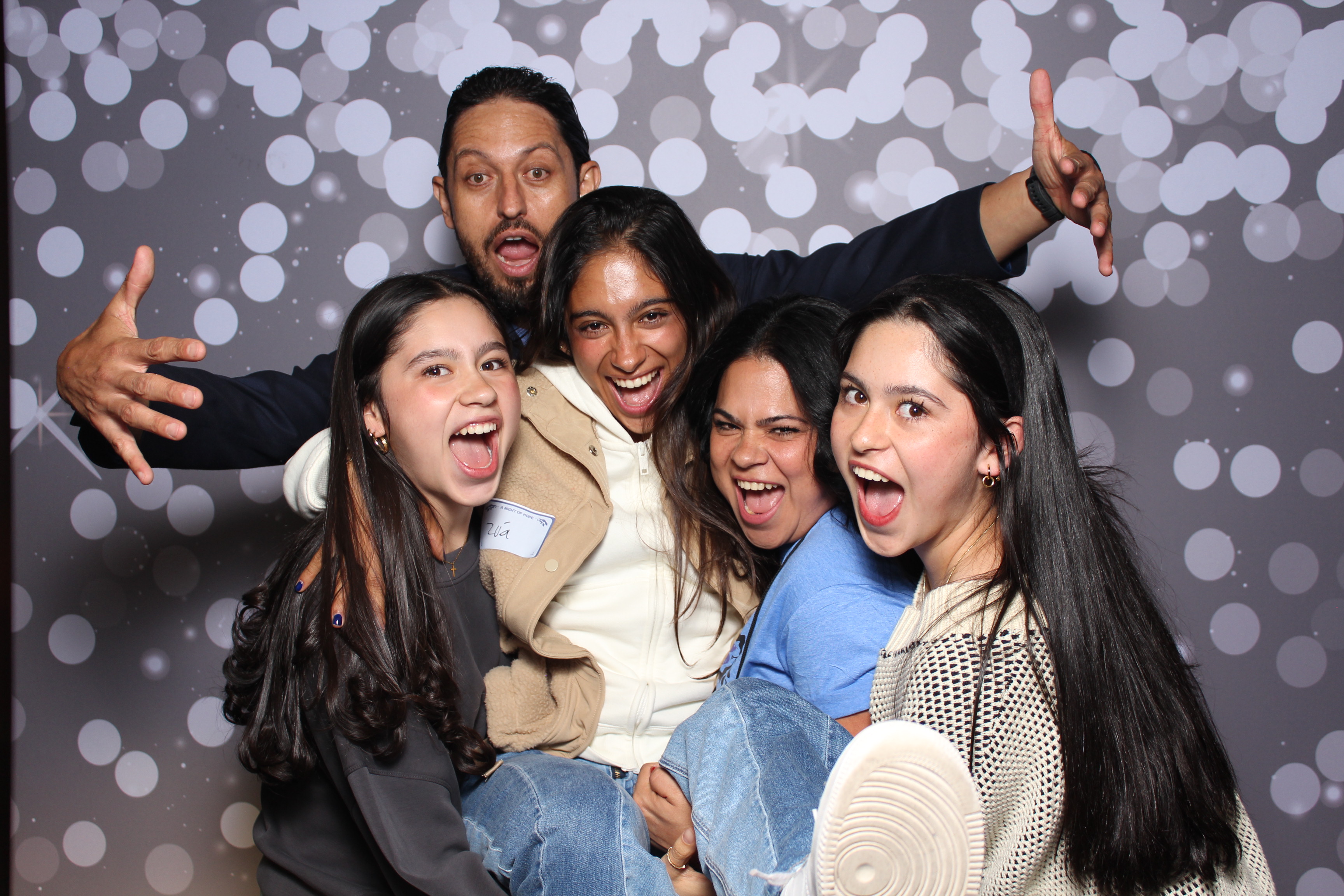 Back2Back Foundation 2025 | View more photos from the event at gallery.photoboothcincy.com/u/PhotoBoothCincy/Back2Back-Foundation-2025