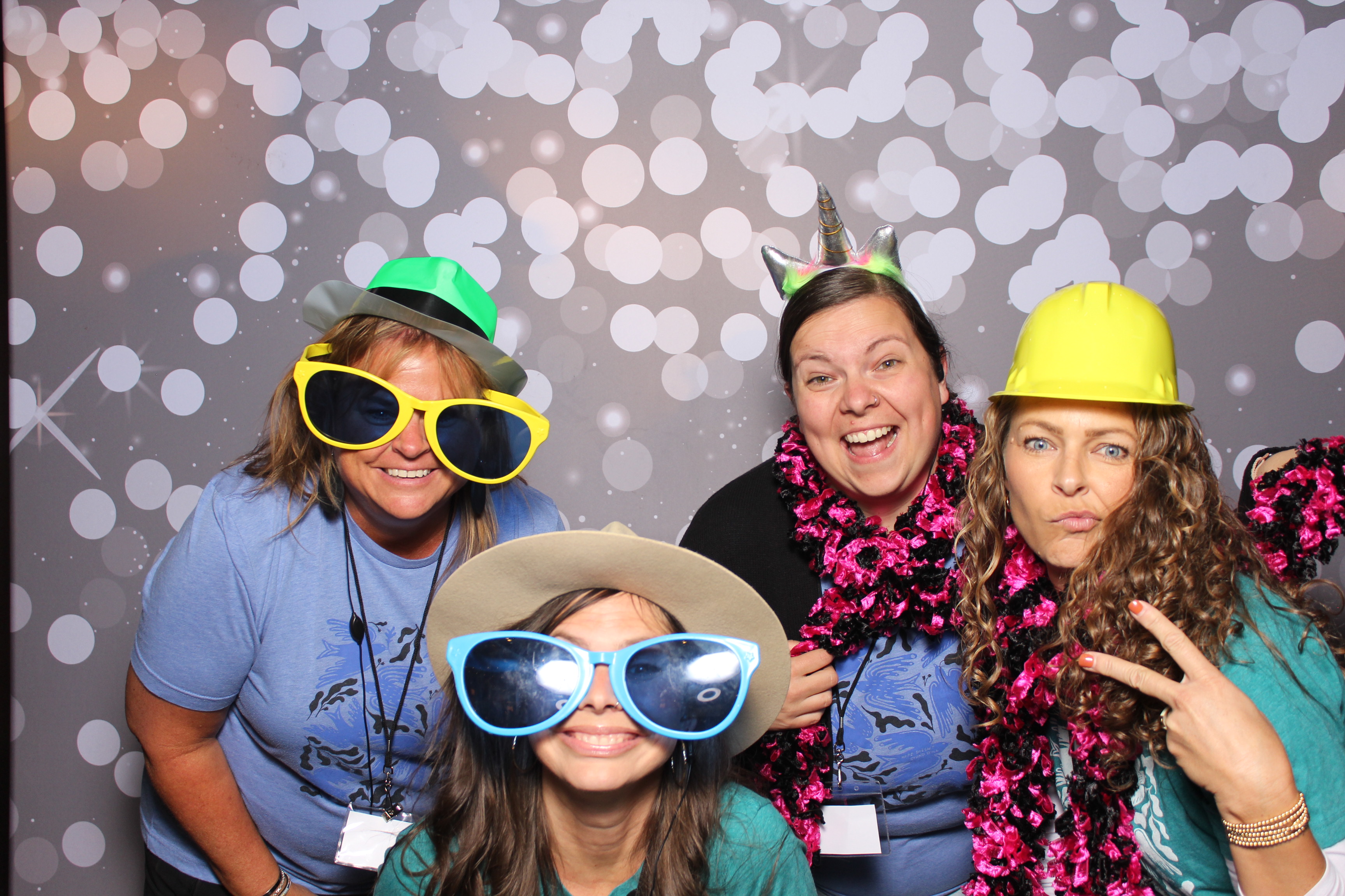 Back2Back Foundation 2025 | View more photos from the event at gallery.photoboothcincy.com/u/PhotoBoothCincy/Back2Back-Foundation-2025