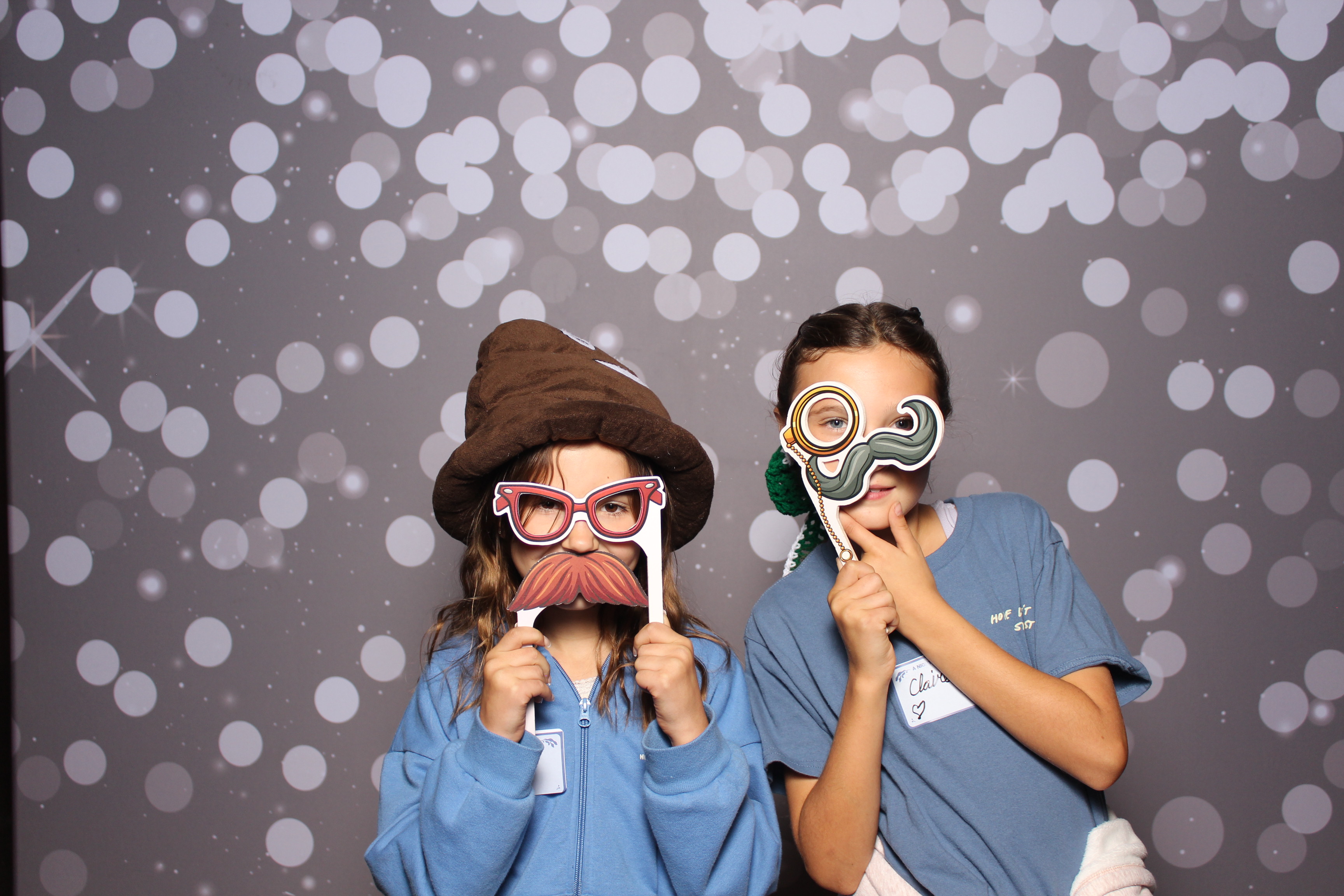 Back2Back Foundation 2025 | View more photos from the event at gallery.photoboothcincy.com/u/PhotoBoothCincy/Back2Back-Foundation-2025