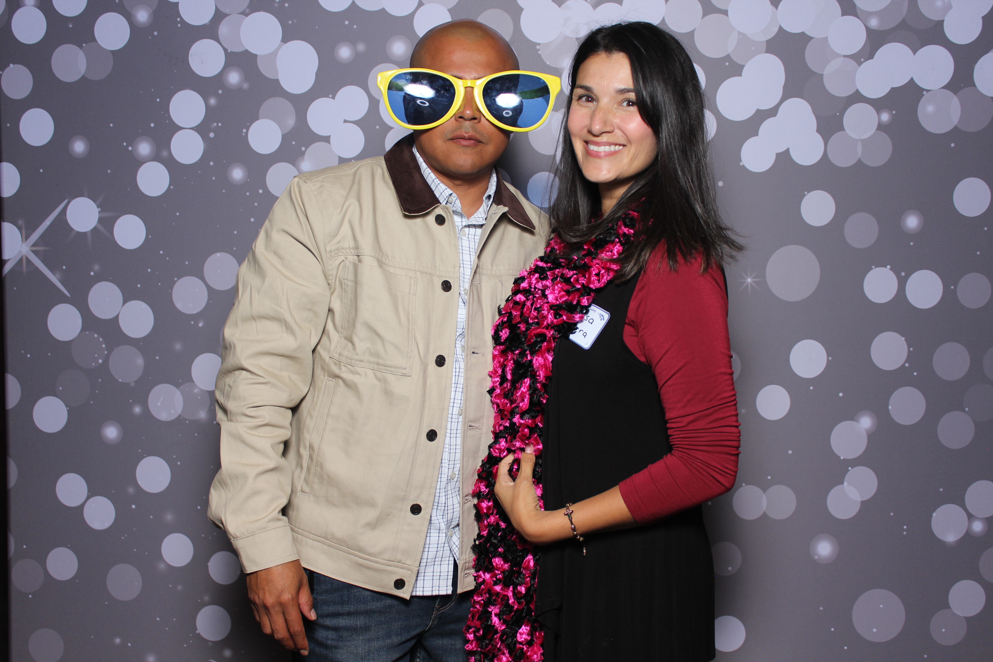 Back2Back Foundation 2025 | View more photos from the event at gallery.photoboothcincy.com/u/PhotoBoothCincy/Back2Back-Foundation-2025
