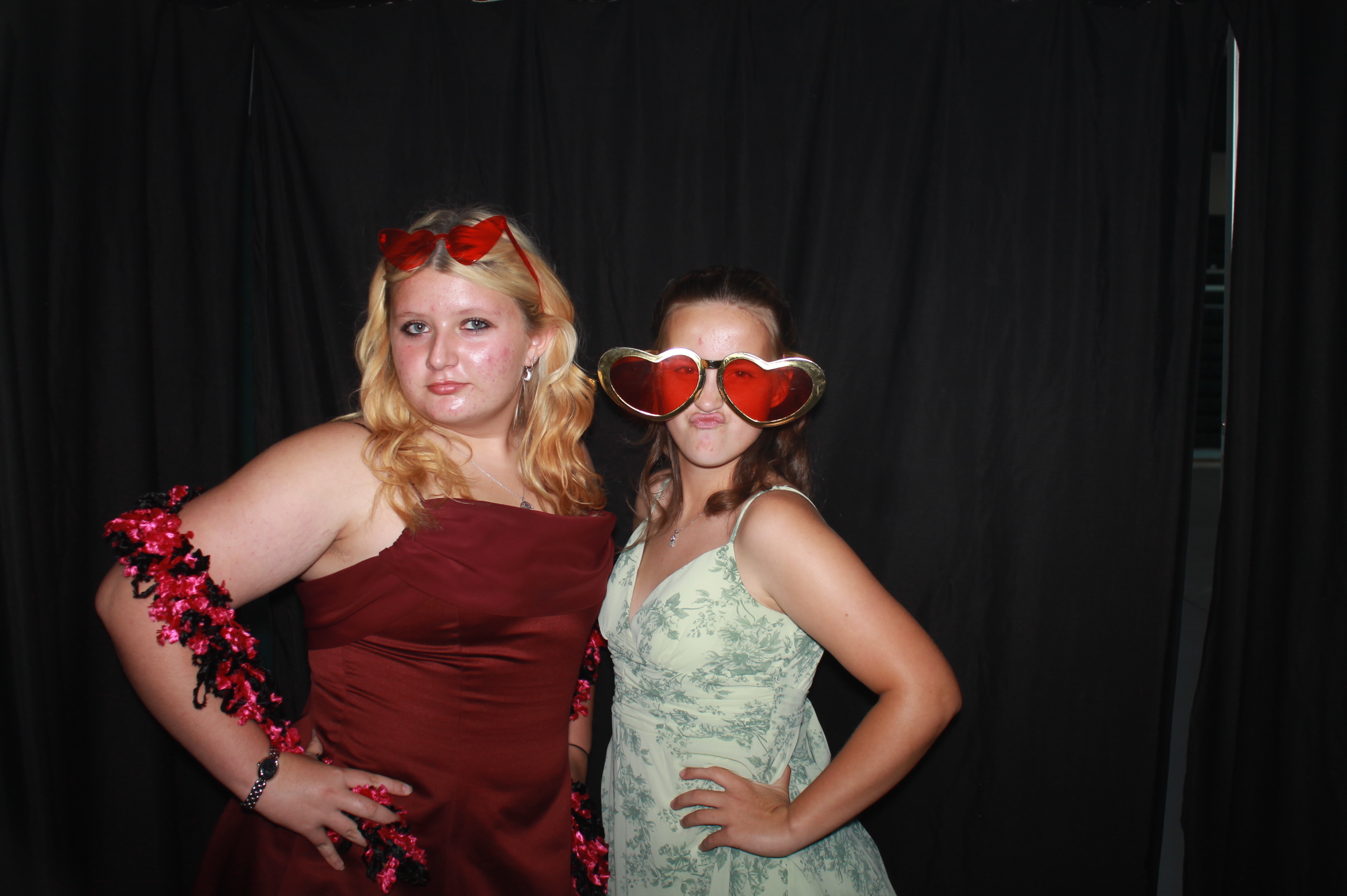 Batavia Prom 2025 | View more photos from the event at gallery.photoboothcincy.com/u/PhotoBoothCincy/Batavia-Prom-2025