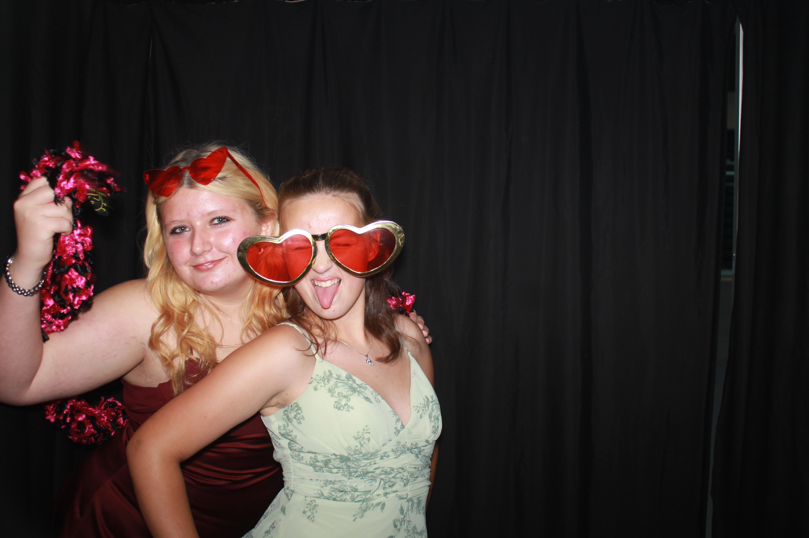 Batavia Prom 2025 | View more photos from the event at gallery.photoboothcincy.com/u/PhotoBoothCincy/Batavia-Prom-2025