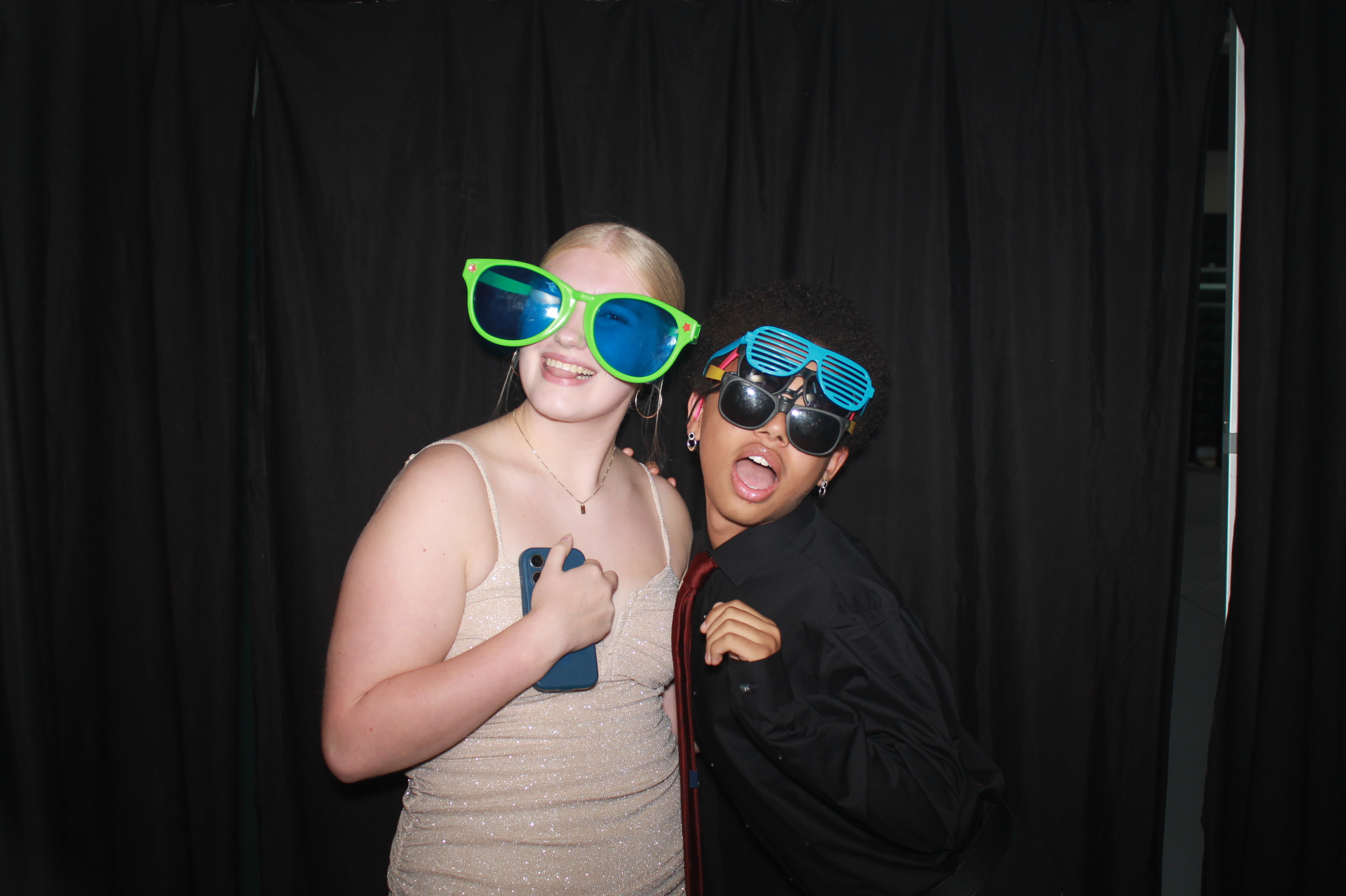 Batavia Prom 2025 | View more photos from the event at gallery.photoboothcincy.com/u/PhotoBoothCincy/Batavia-Prom-2025