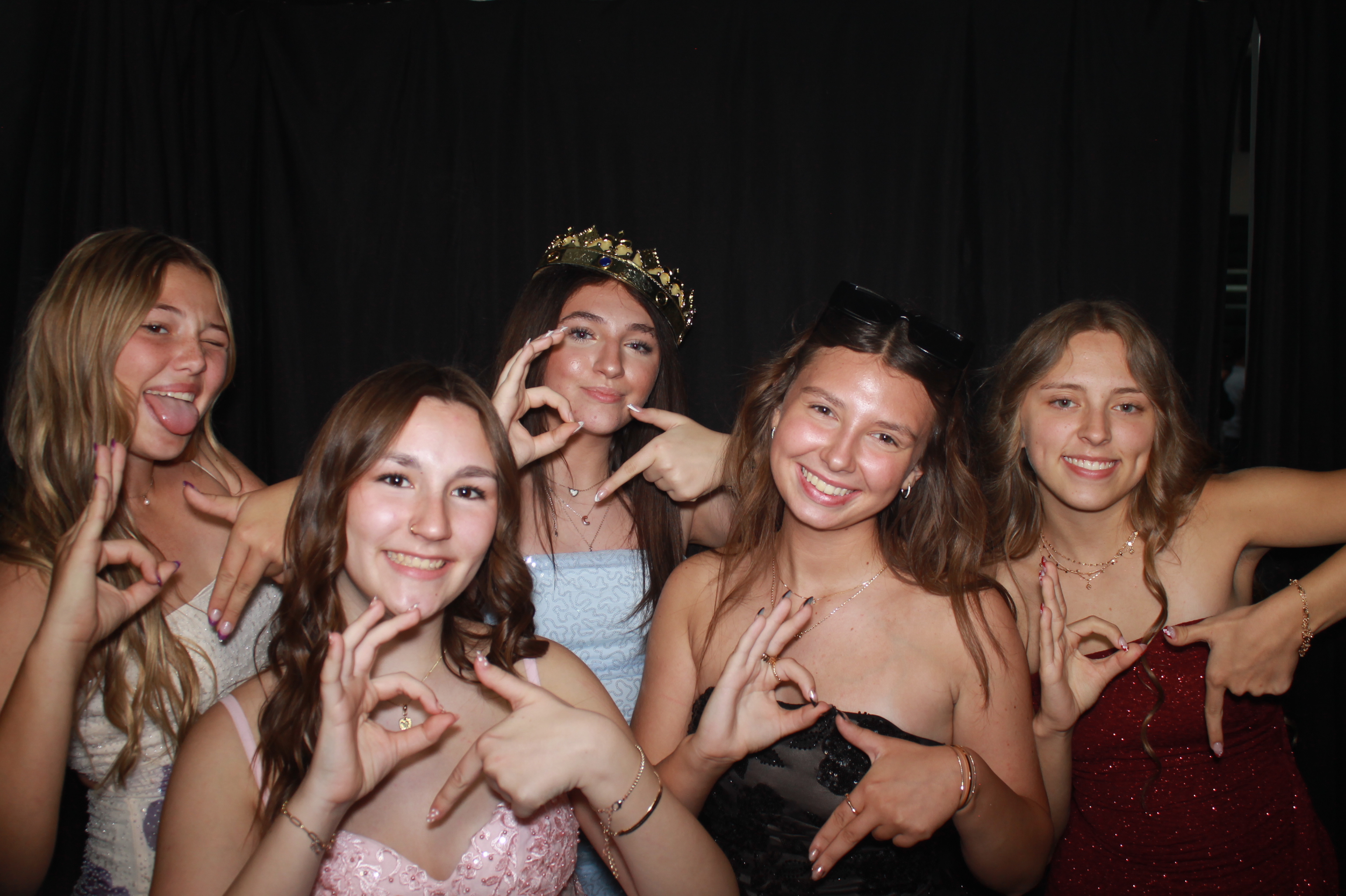 Batavia Prom 2025 | View more photos from the event at gallery.photoboothcincy.com/u/PhotoBoothCincy/Batavia-Prom-2025