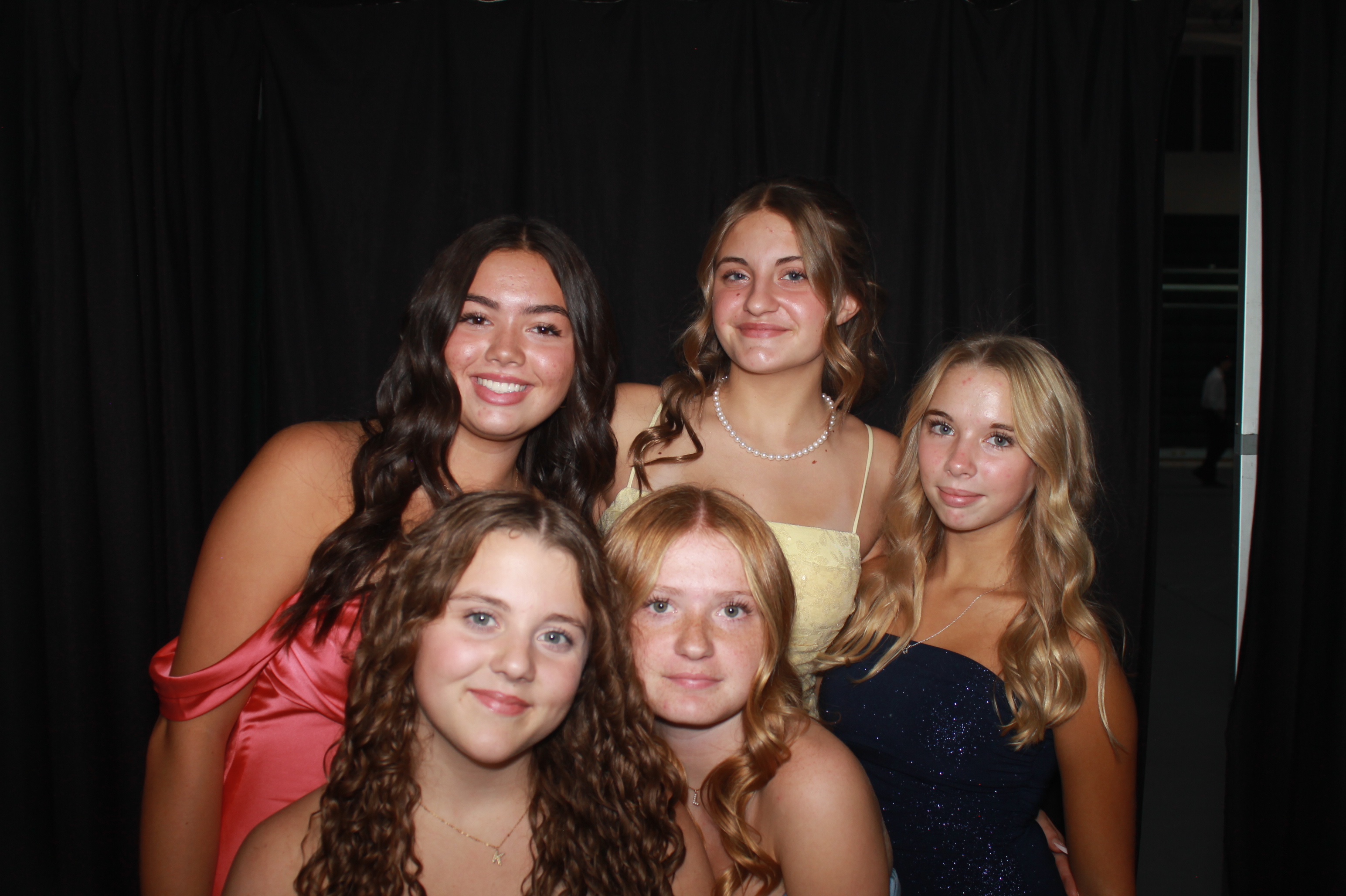 Batavia Prom 2025 | View more photos from the event at gallery.photoboothcincy.com/u/PhotoBoothCincy/Batavia-Prom-2025