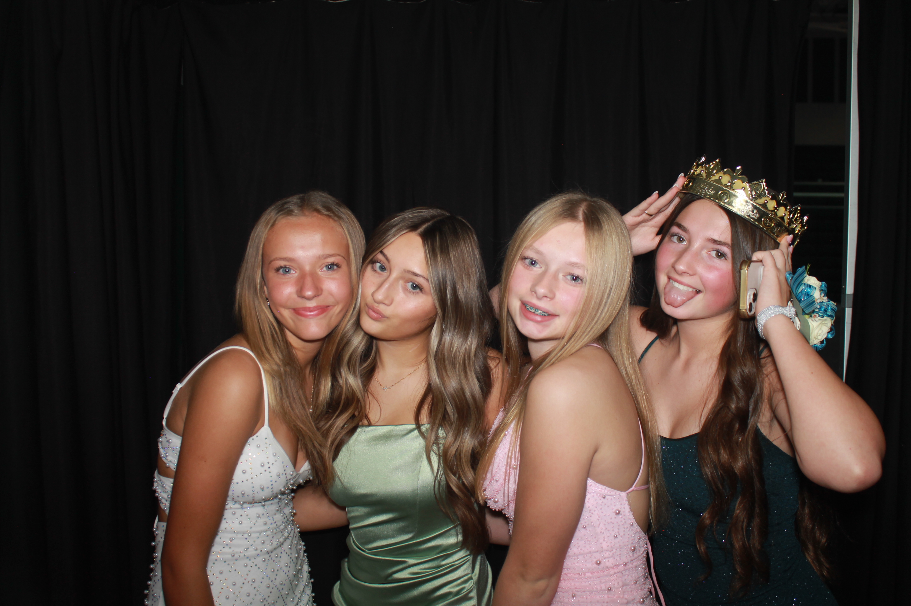 Batavia Prom 2025 | View more photos from the event at gallery.photoboothcincy.com/u/PhotoBoothCincy/Batavia-Prom-2025
