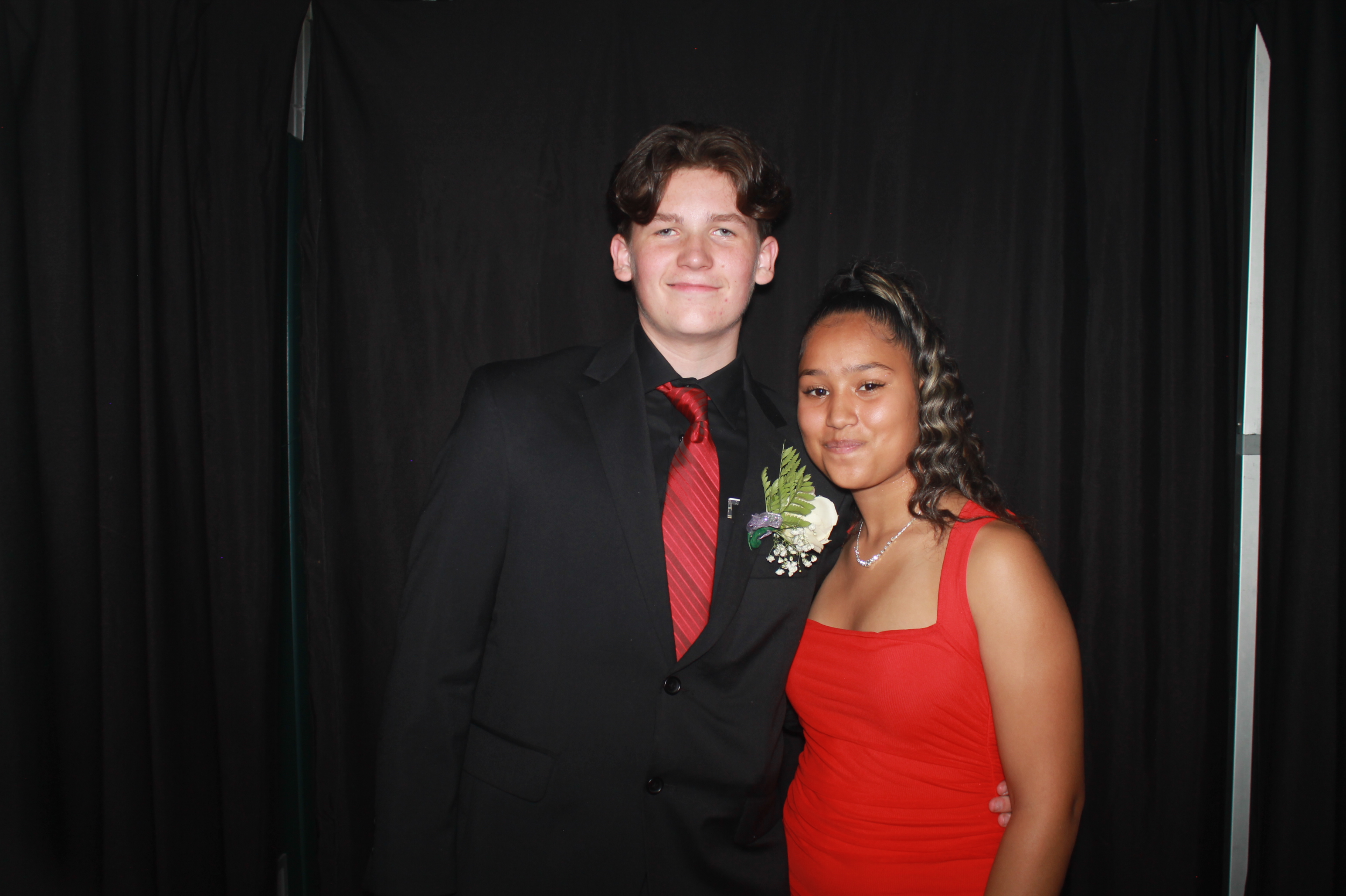 Batavia Prom 2025 | View more photos from the event at gallery.photoboothcincy.com/u/PhotoBoothCincy/Batavia-Prom-2025