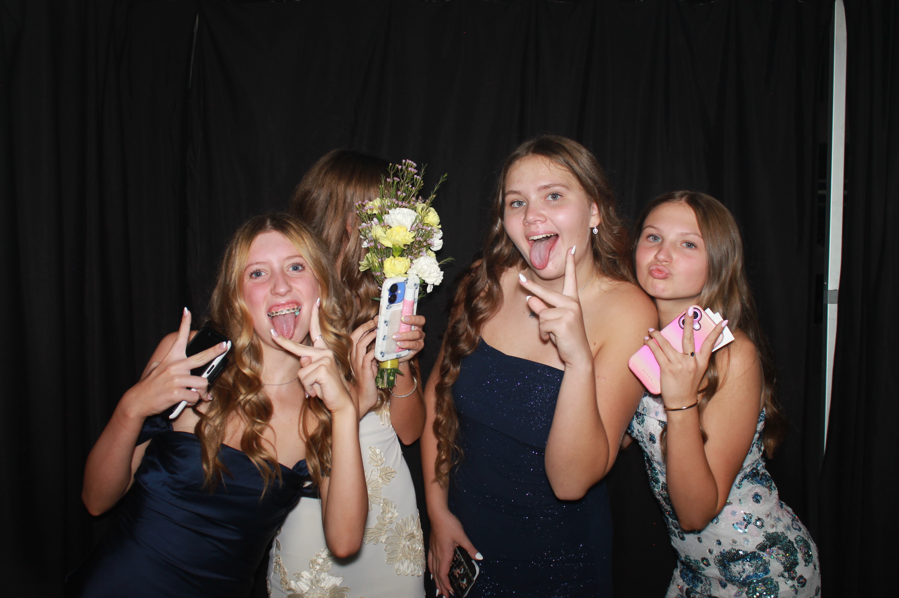 Batavia Prom 2025 | View more photos from the event at gallery.photoboothcincy.com/u/PhotoBoothCincy/Batavia-Prom-2025