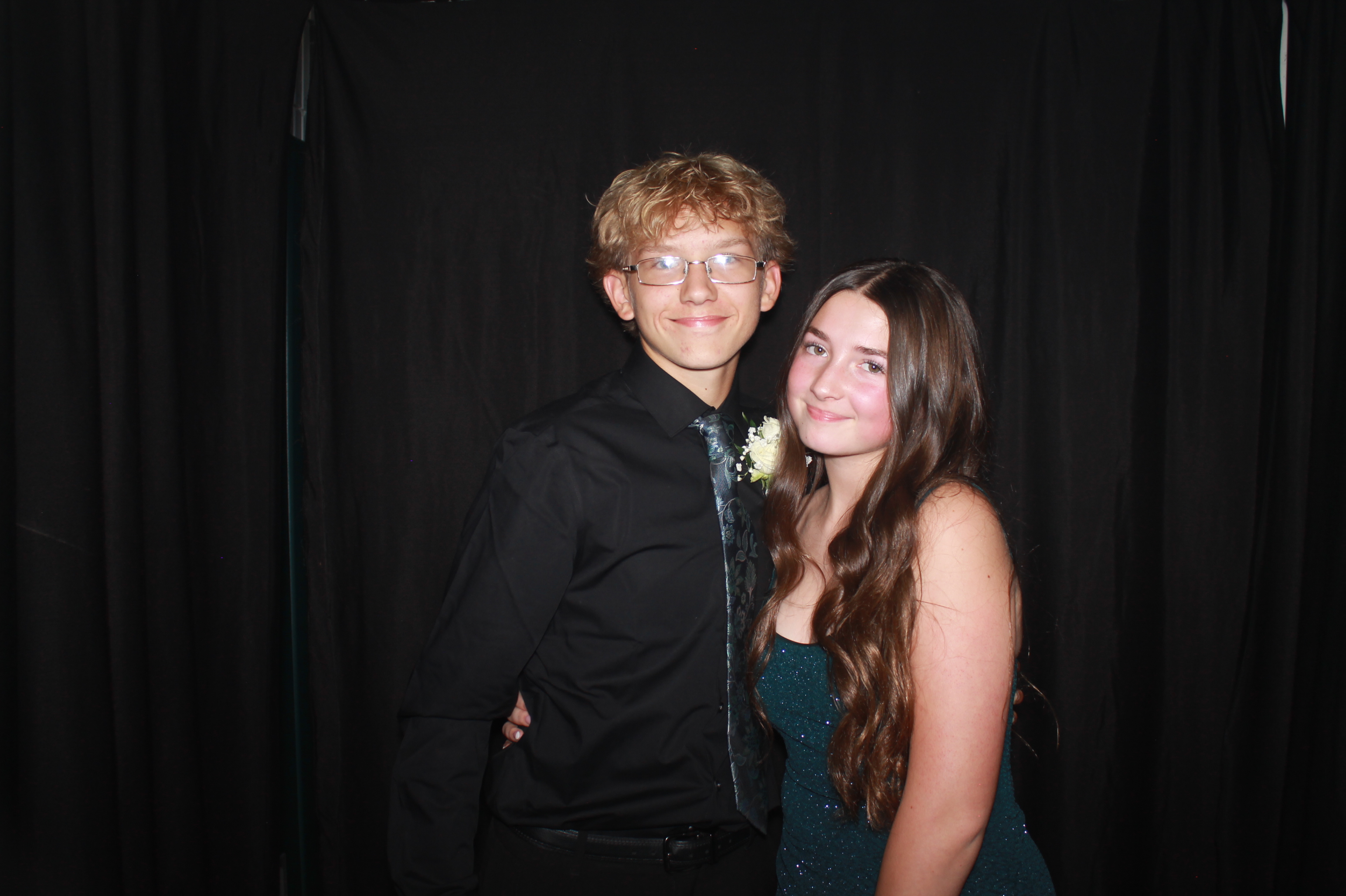 Batavia Prom 2025 | View more photos from the event at gallery.photoboothcincy.com/u/PhotoBoothCincy/Batavia-Prom-2025