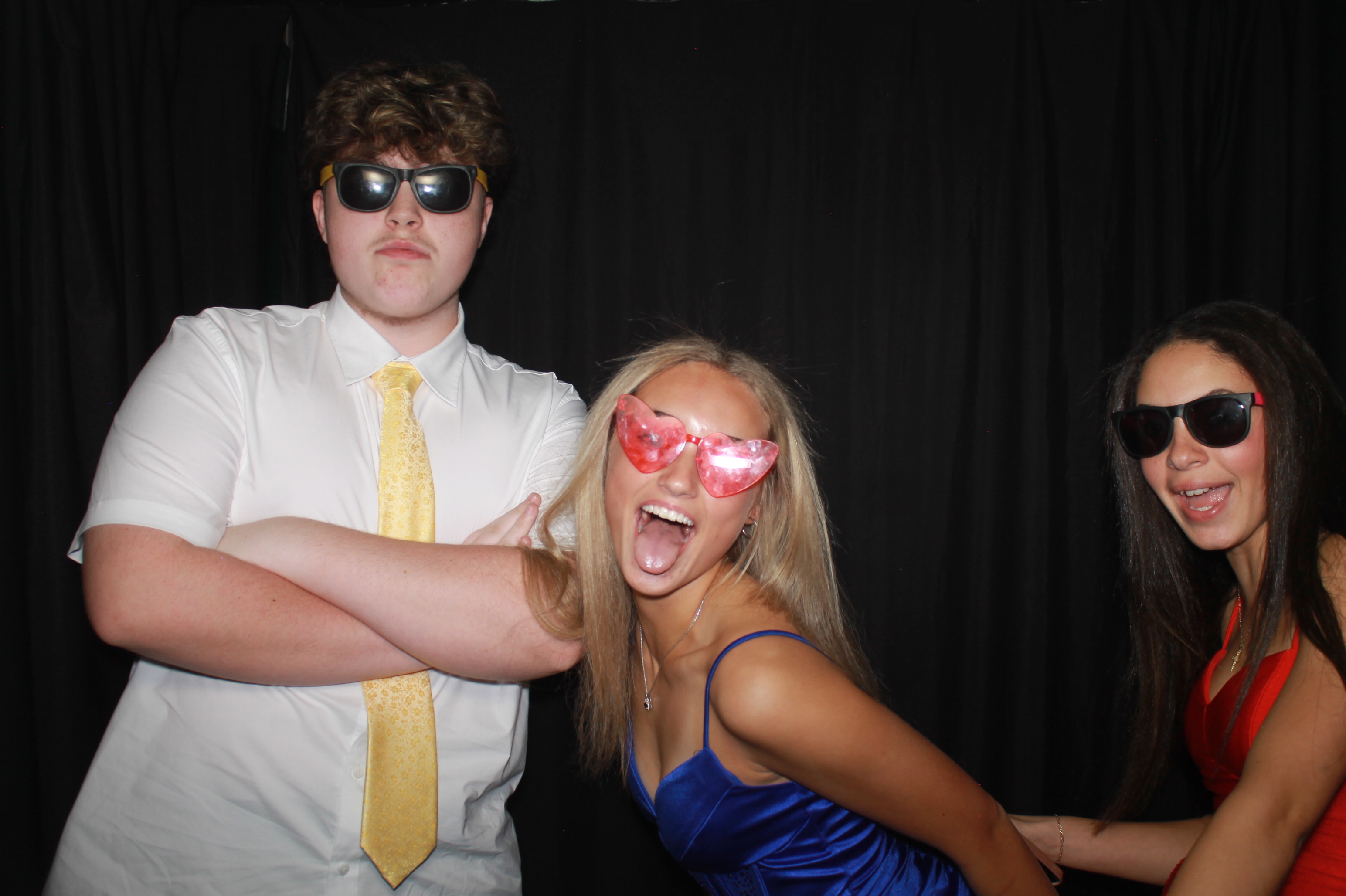 Batavia Prom 2025 | View more photos from the event at gallery.photoboothcincy.com/u/PhotoBoothCincy/Batavia-Prom-2025