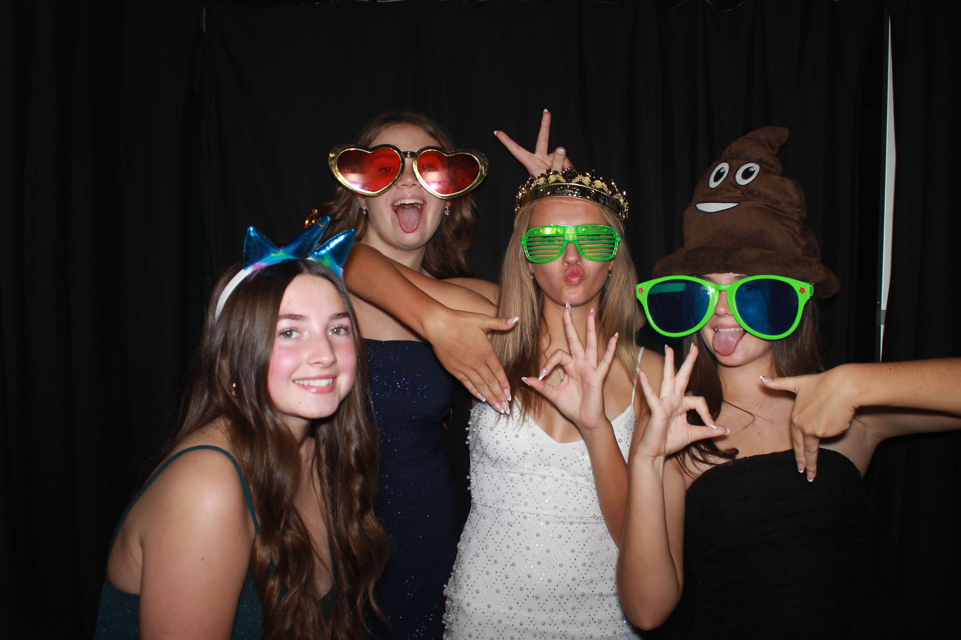 Batavia Prom 2025 | View more photos from the event at gallery.photoboothcincy.com/u/PhotoBoothCincy/Batavia-Prom-2025