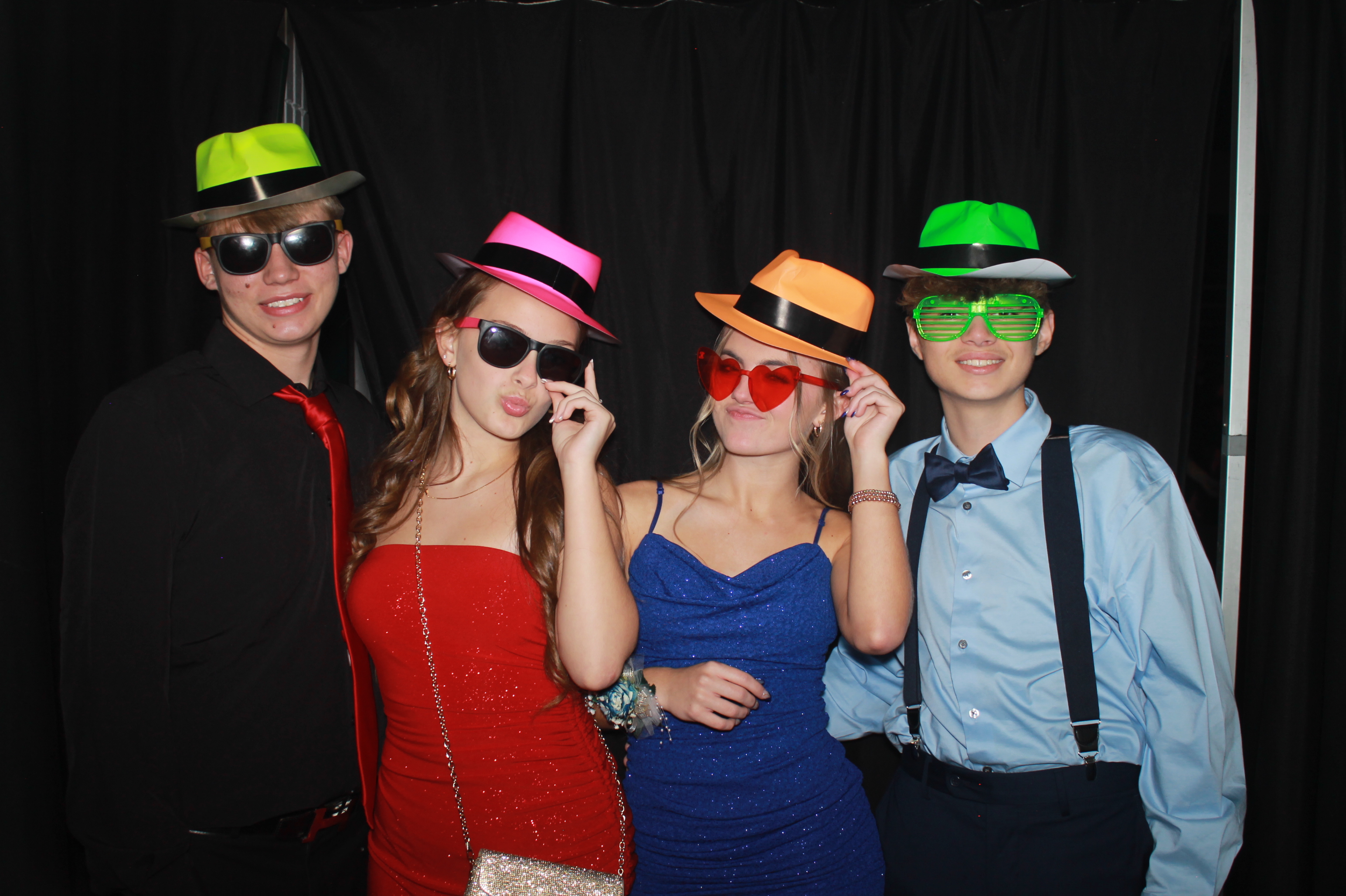 Batavia Prom 2025 | View more photos from the event at gallery.photoboothcincy.com/u/PhotoBoothCincy/Batavia-Prom-2025