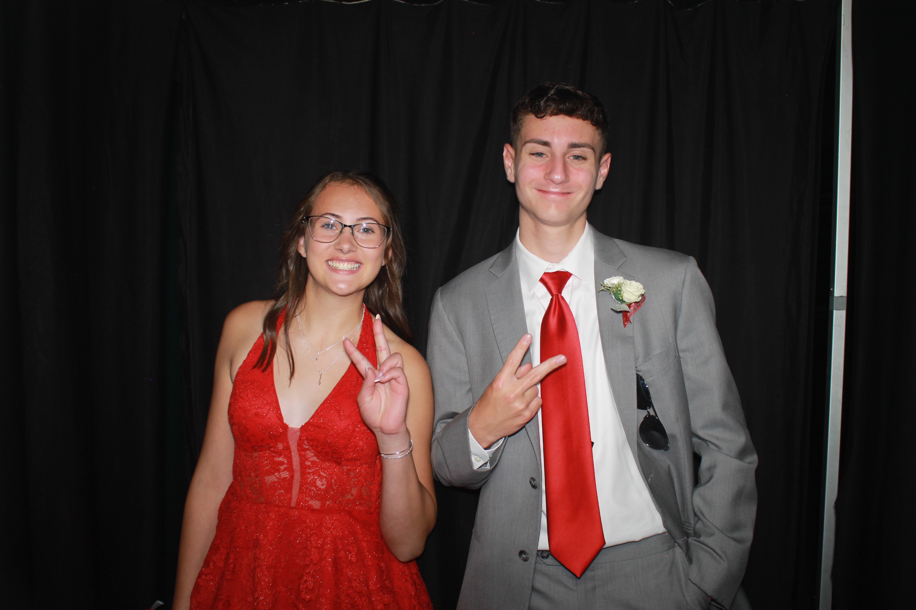 Batavia Prom 2025 | View more photos from the event at gallery.photoboothcincy.com/u/PhotoBoothCincy/Batavia-Prom-2025