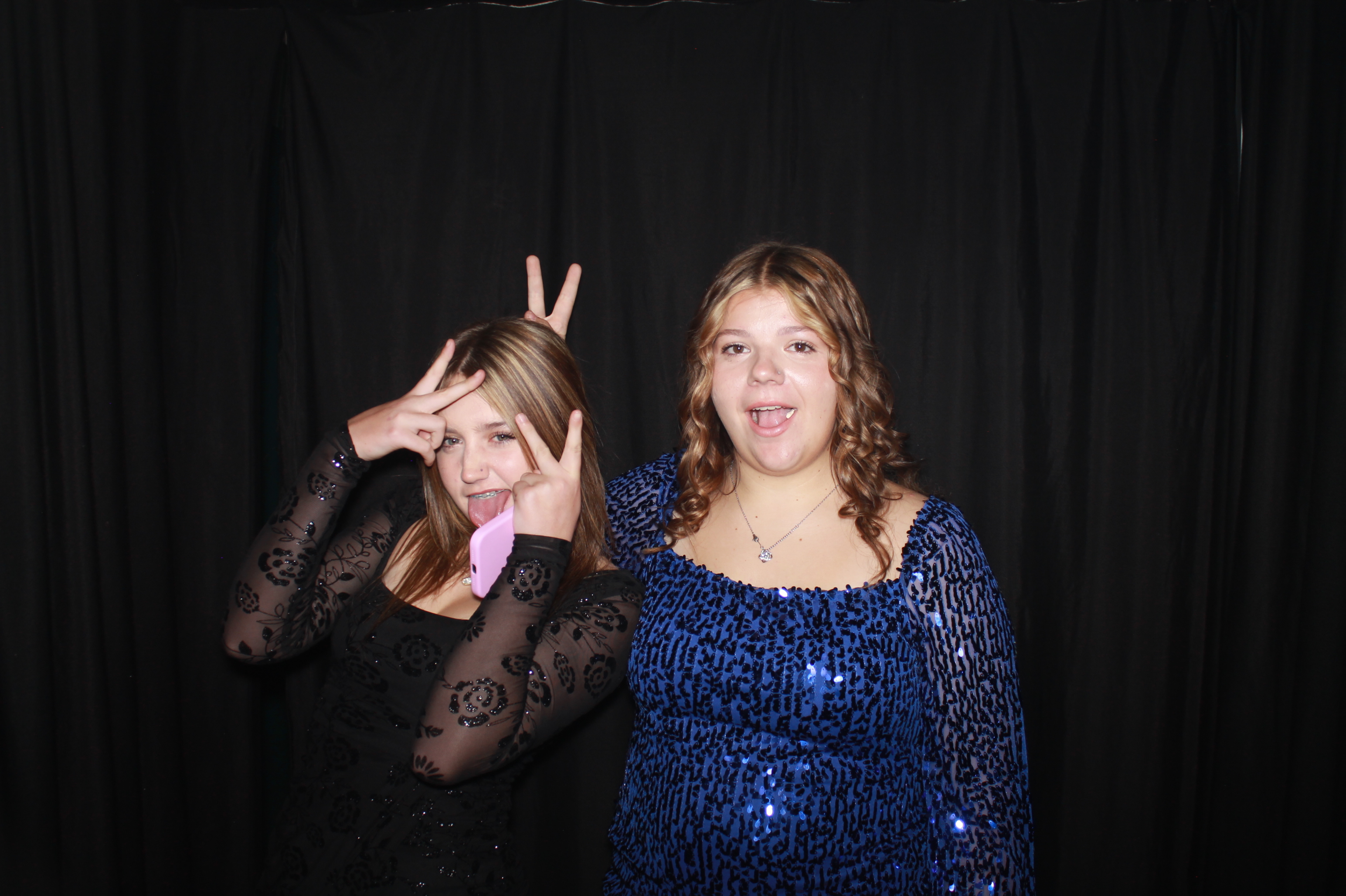 Batavia Prom 2025 | View more photos from the event at gallery.photoboothcincy.com/u/PhotoBoothCincy/Batavia-Prom-2025