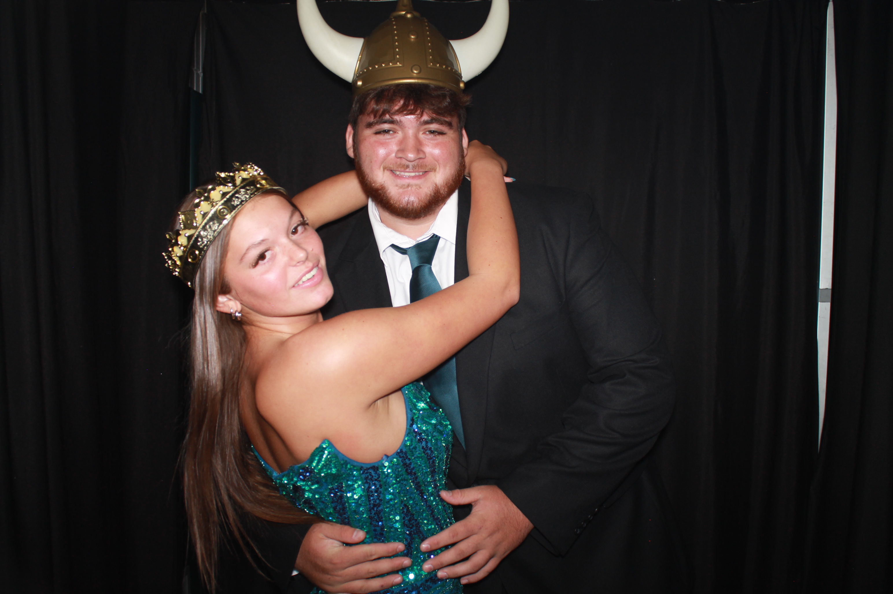 Batavia Prom 2025 | View more photos from the event at gallery.photoboothcincy.com/u/PhotoBoothCincy/Batavia-Prom-2025