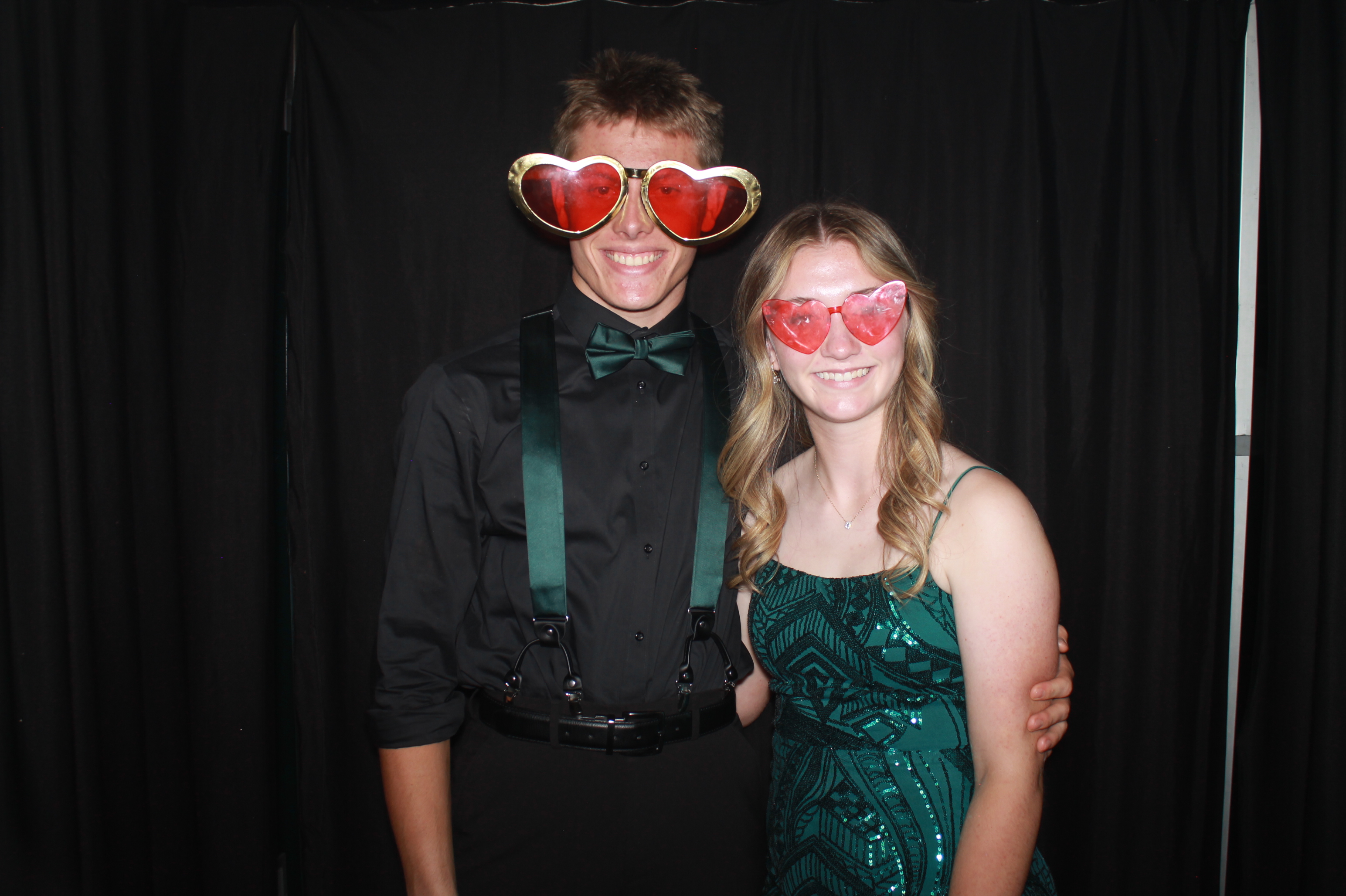 Batavia Prom 2025 | View more photos from the event at gallery.photoboothcincy.com/u/PhotoBoothCincy/Batavia-Prom-2025