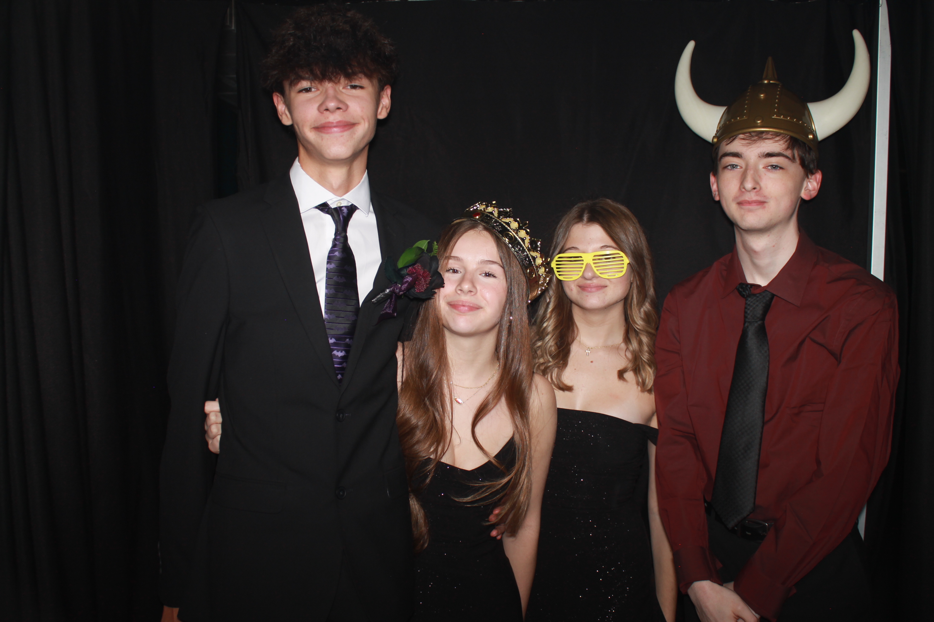 Batavia Prom 2025 | View more photos from the event at gallery.photoboothcincy.com/u/PhotoBoothCincy/Batavia-Prom-2025