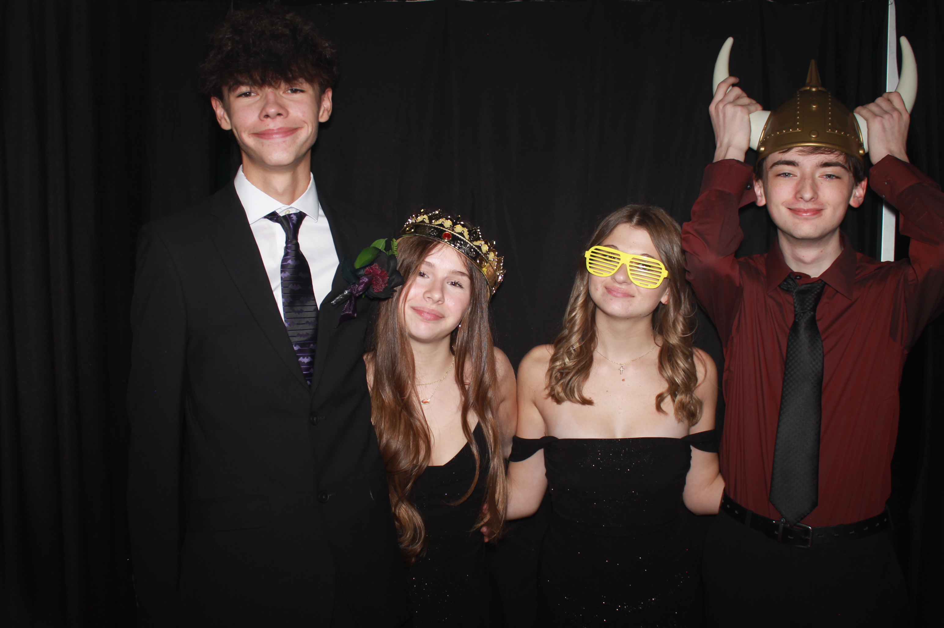 Batavia Prom 2025 | View more photos from the event at gallery.photoboothcincy.com/u/PhotoBoothCincy/Batavia-Prom-2025