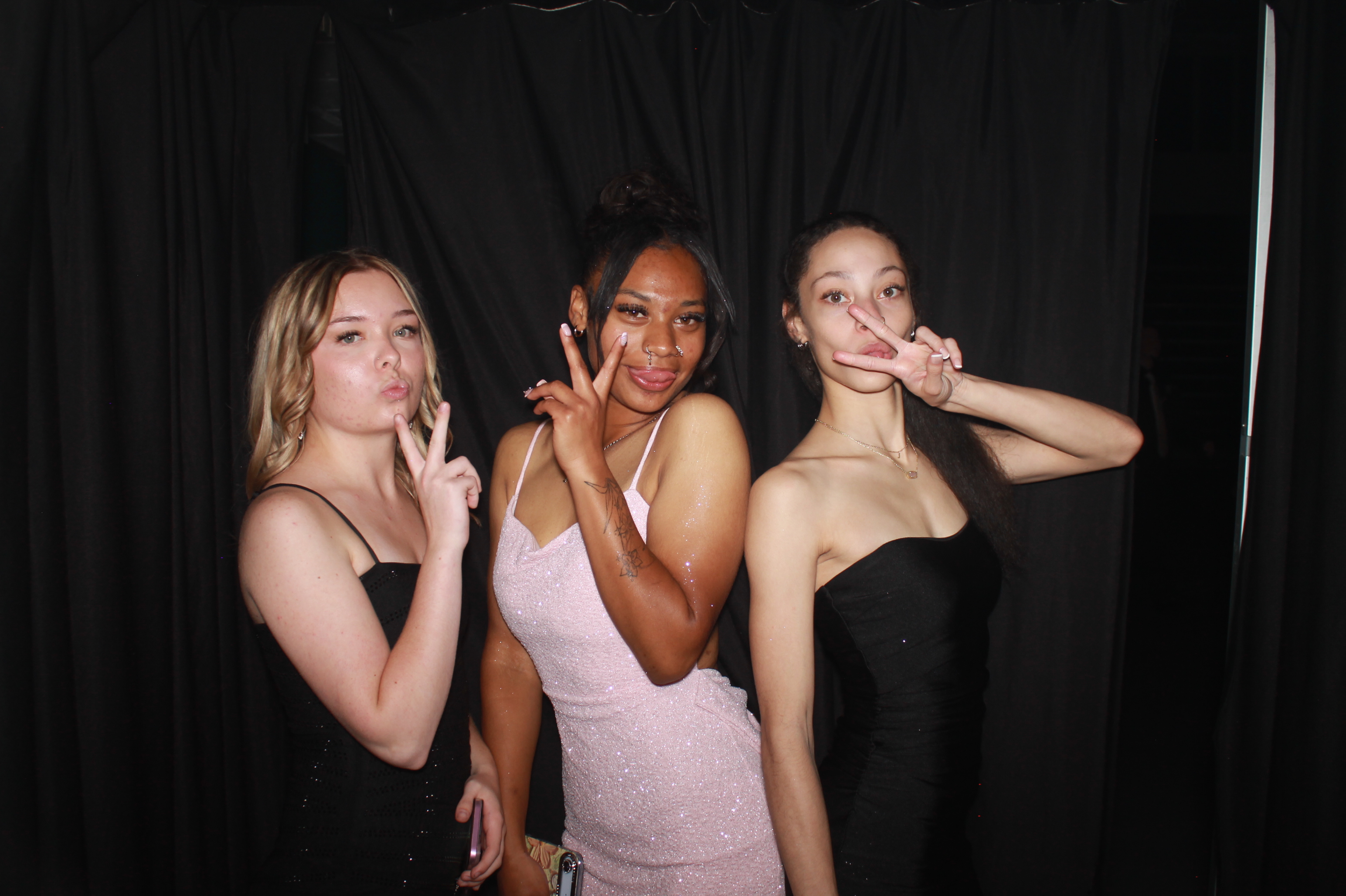 Batavia Prom 2025 | View more photos from the event at gallery.photoboothcincy.com/u/PhotoBoothCincy/Batavia-Prom-2025