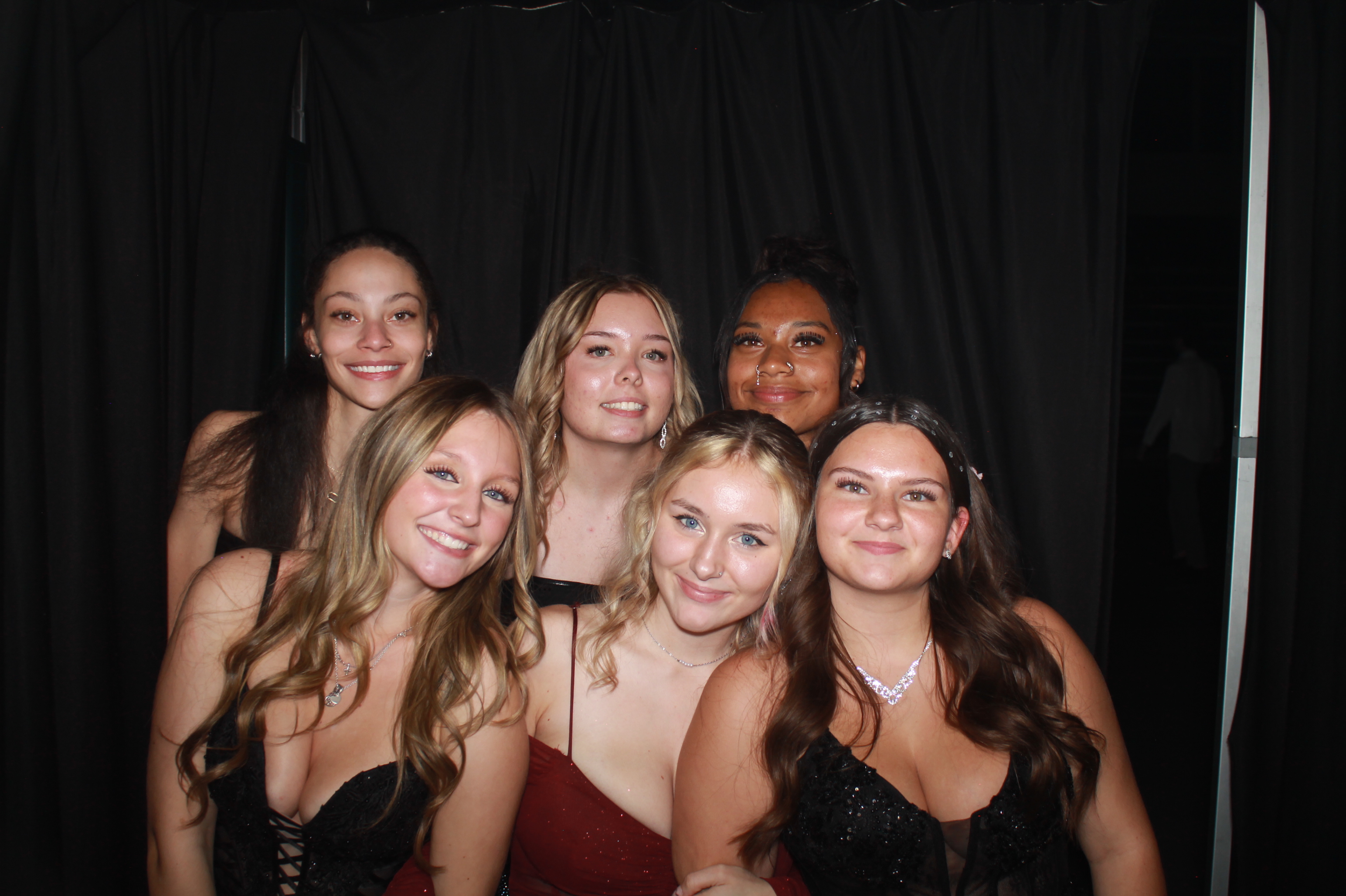 Batavia Prom 2025 | View more photos from the event at gallery.photoboothcincy.com/u/PhotoBoothCincy/Batavia-Prom-2025