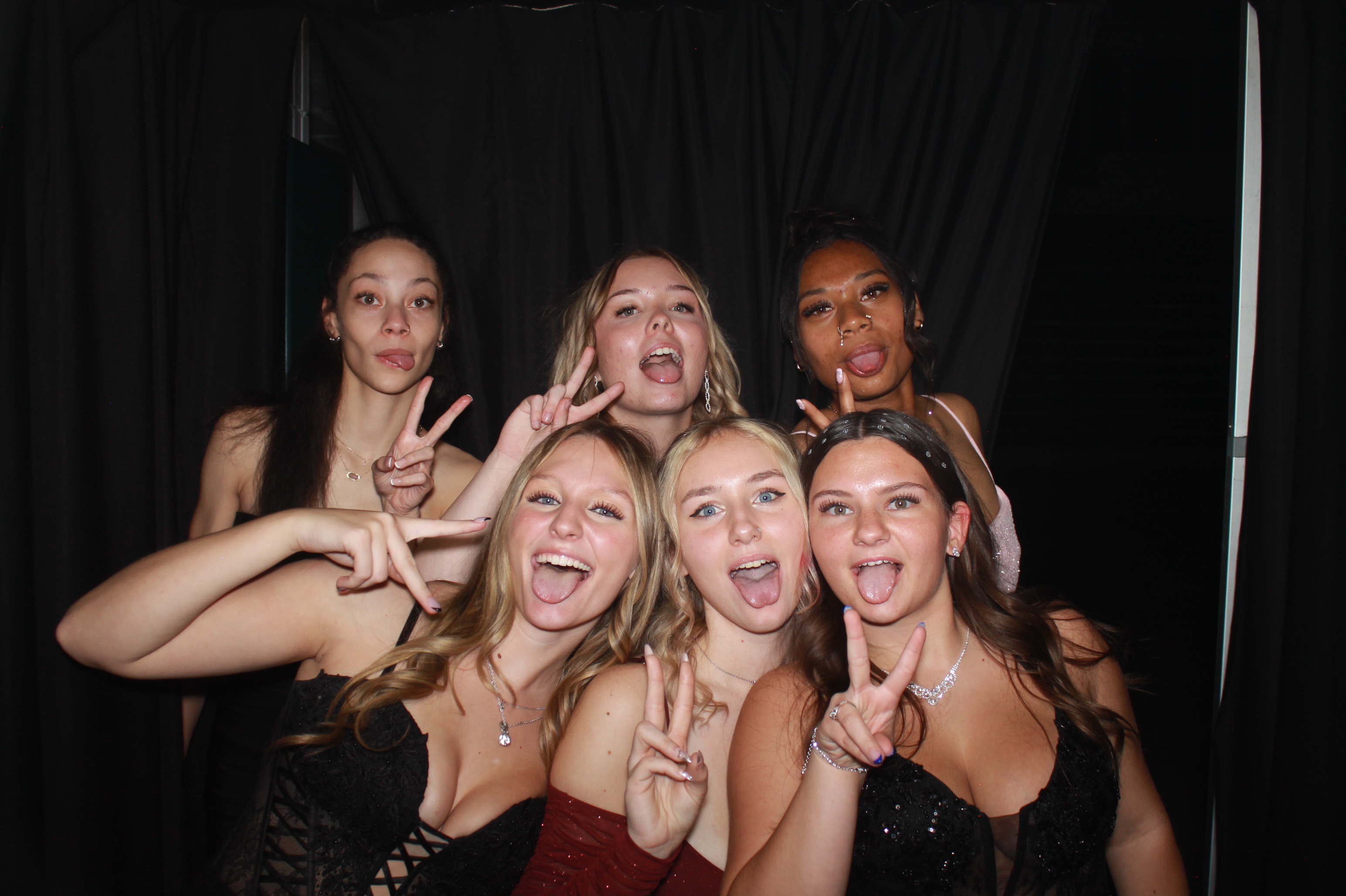 Batavia Prom 2025 | View more photos from the event at gallery.photoboothcincy.com/u/PhotoBoothCincy/Batavia-Prom-2025