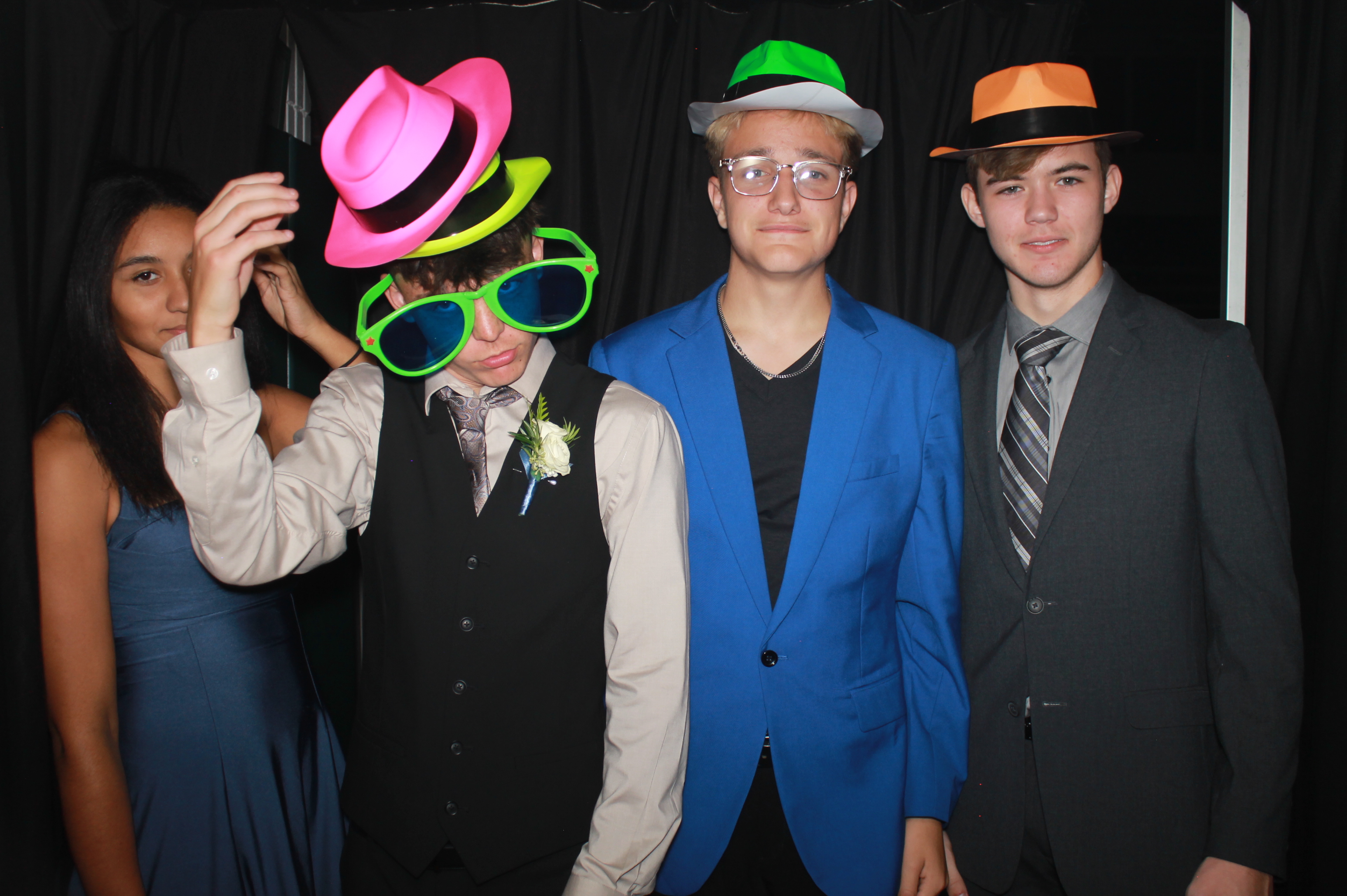 Batavia Prom 2025 | View more photos from the event at gallery.photoboothcincy.com/u/PhotoBoothCincy/Batavia-Prom-2025