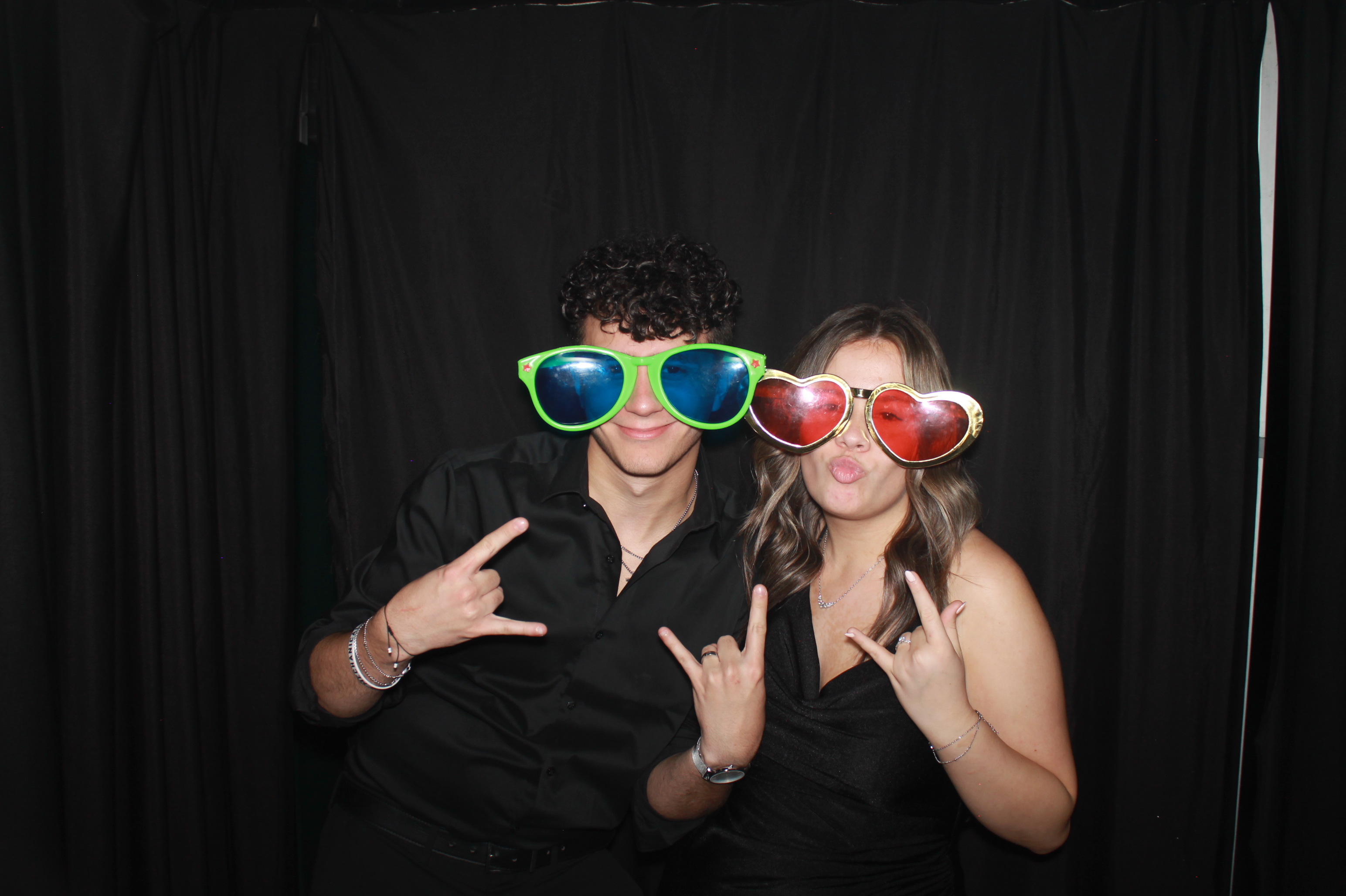 Batavia Prom 2025 | View more photos from the event at gallery.photoboothcincy.com/u/PhotoBoothCincy/Batavia-Prom-2025
