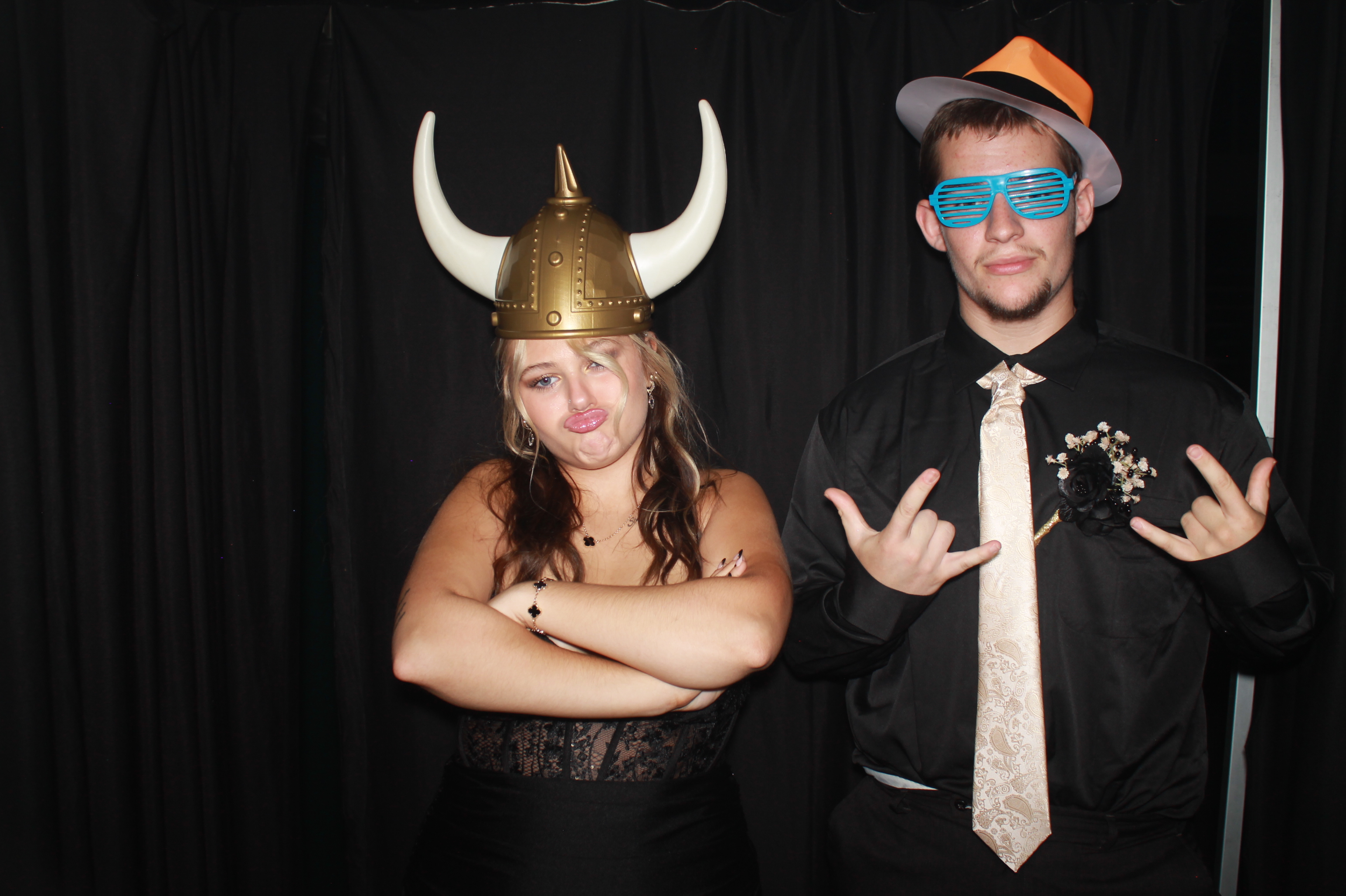 Batavia Prom 2025 | View more photos from the event at gallery.photoboothcincy.com/u/PhotoBoothCincy/Batavia-Prom-2025