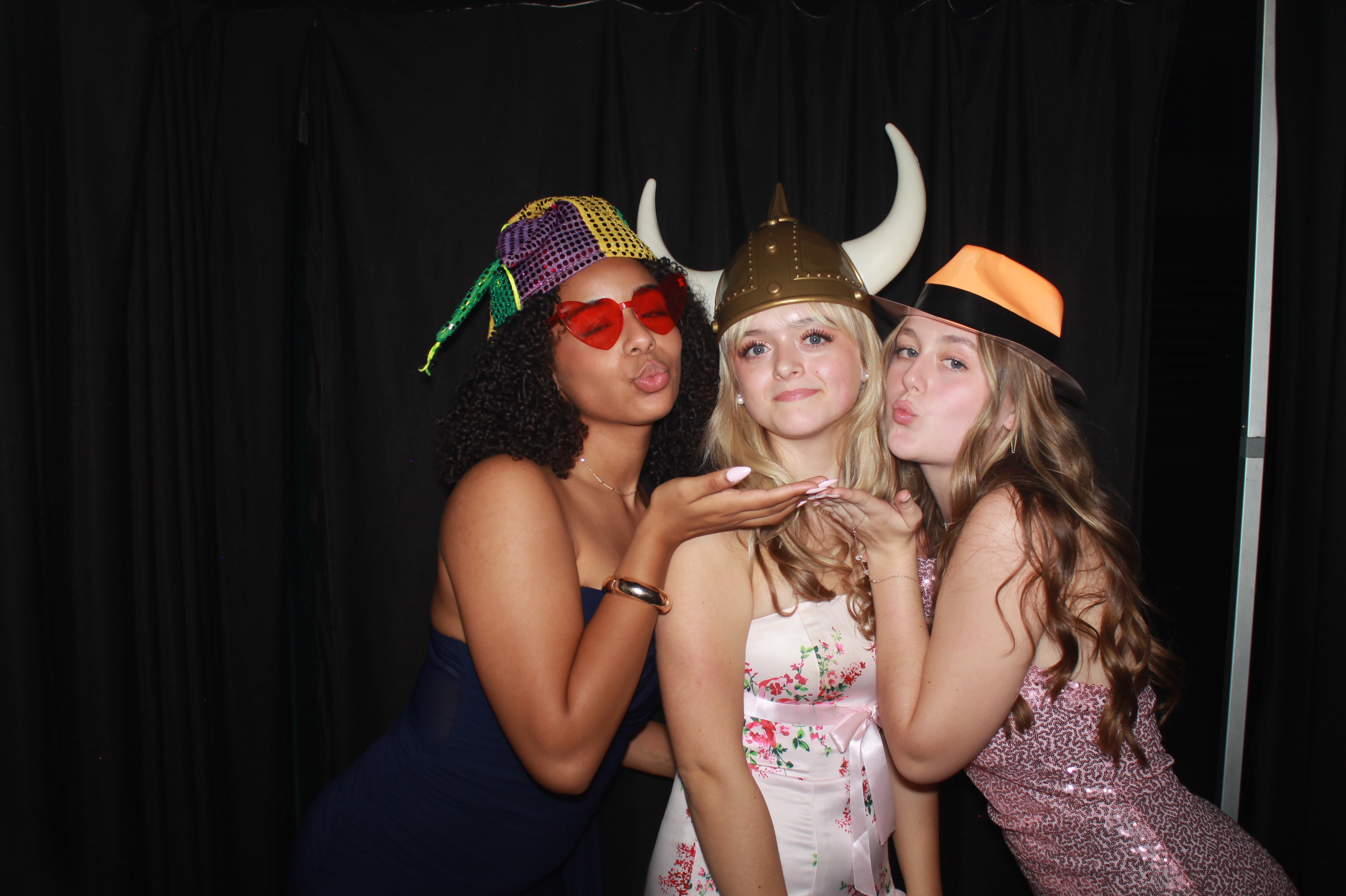Batavia Prom 2025 | View more photos from the event at gallery.photoboothcincy.com/u/PhotoBoothCincy/Batavia-Prom-2025