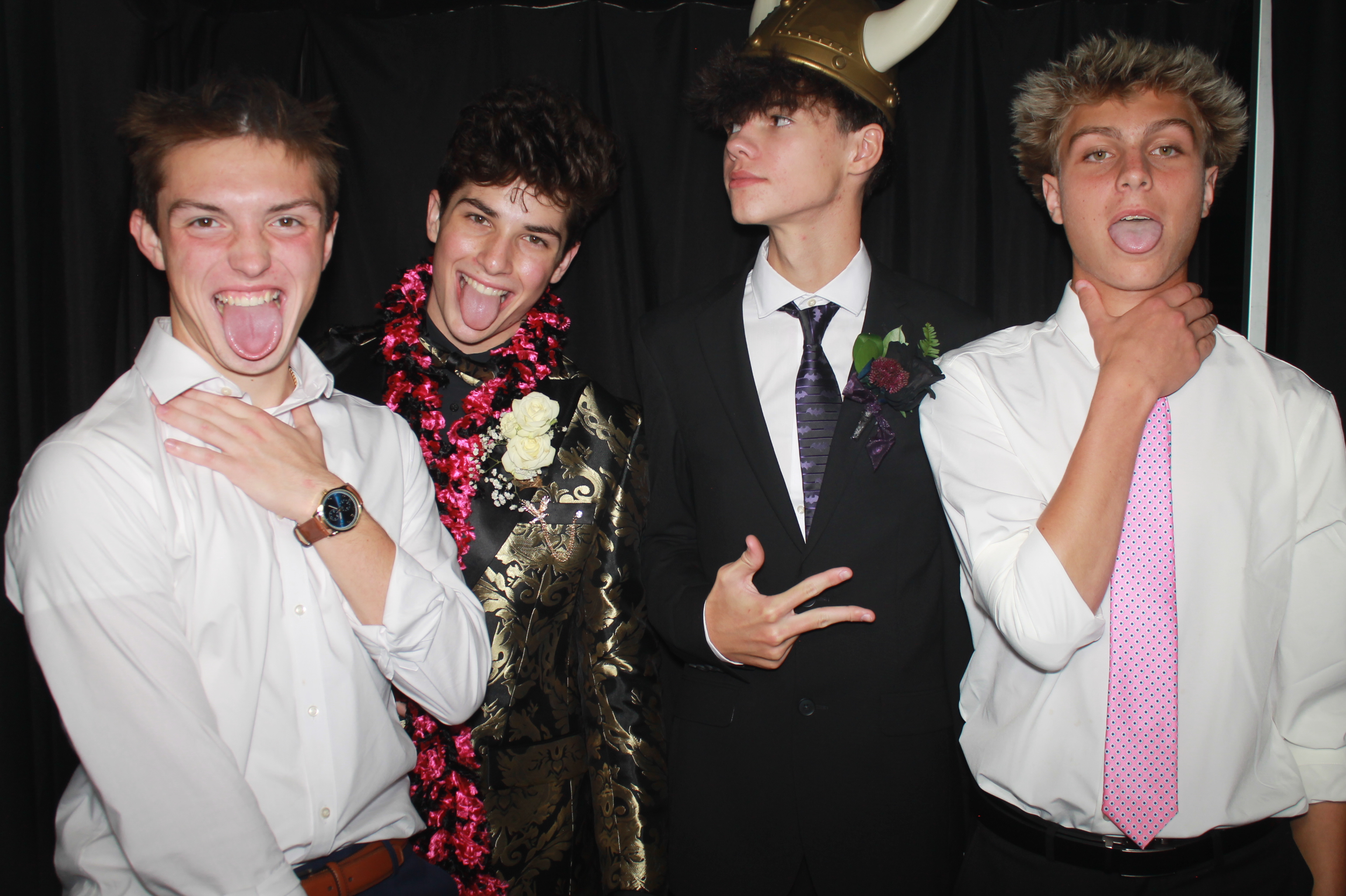 Batavia Prom 2025 | View more photos from the event at gallery.photoboothcincy.com/u/PhotoBoothCincy/Batavia-Prom-2025