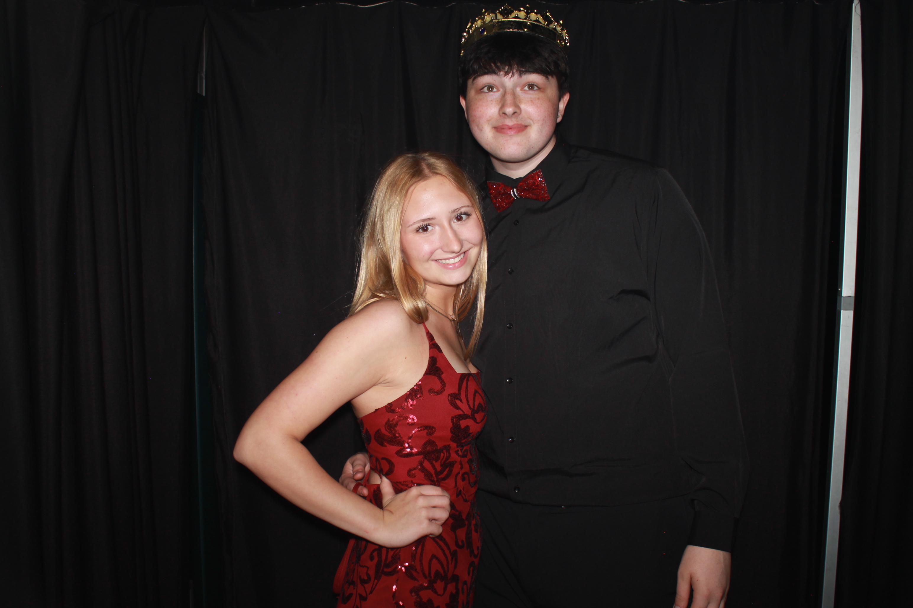 Batavia Prom 2025 | View more photos from the event at gallery.photoboothcincy.com/u/PhotoBoothCincy/Batavia-Prom-2025