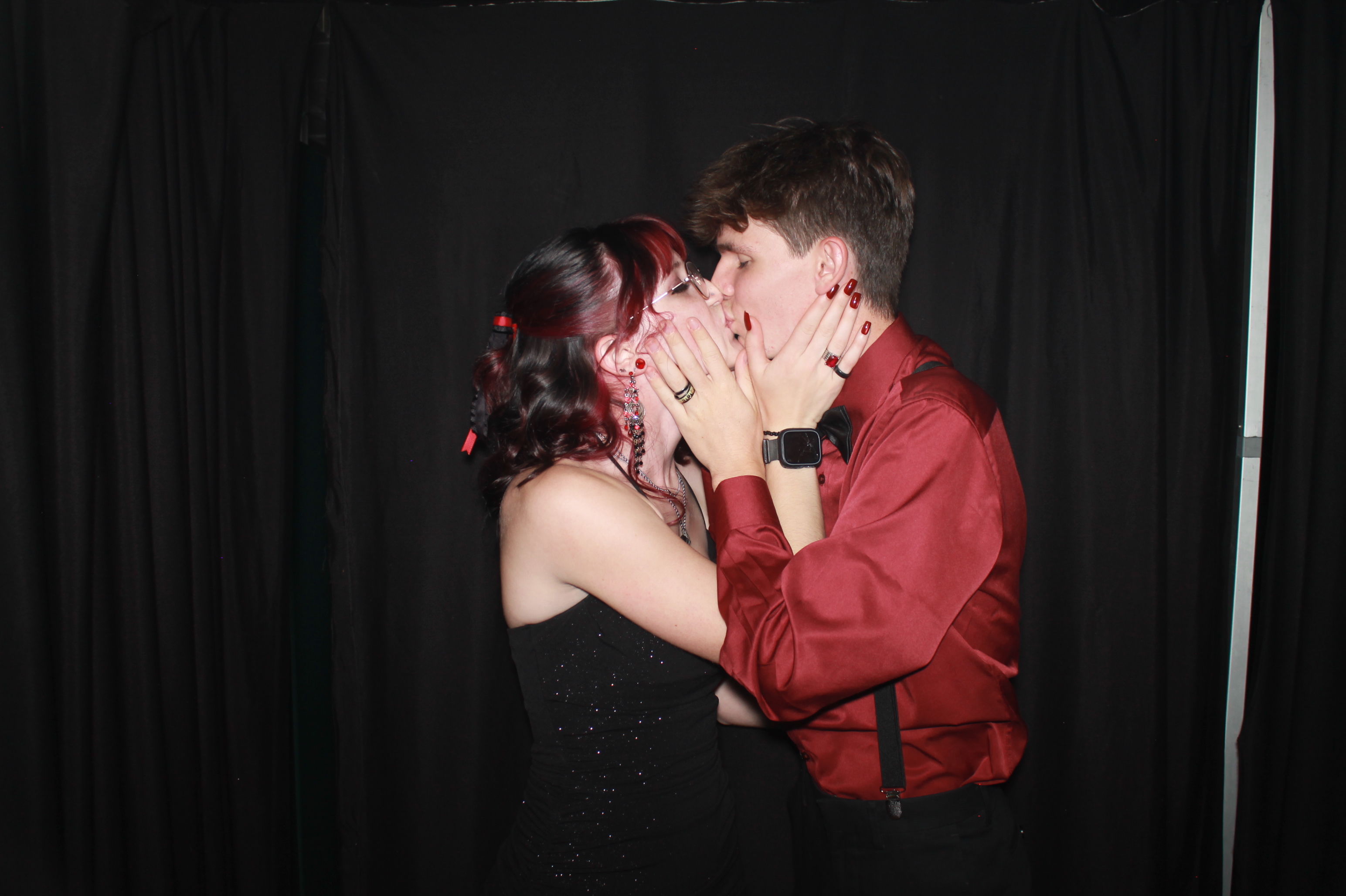 Batavia Prom 2025 | View more photos from the event at gallery.photoboothcincy.com/u/PhotoBoothCincy/Batavia-Prom-2025