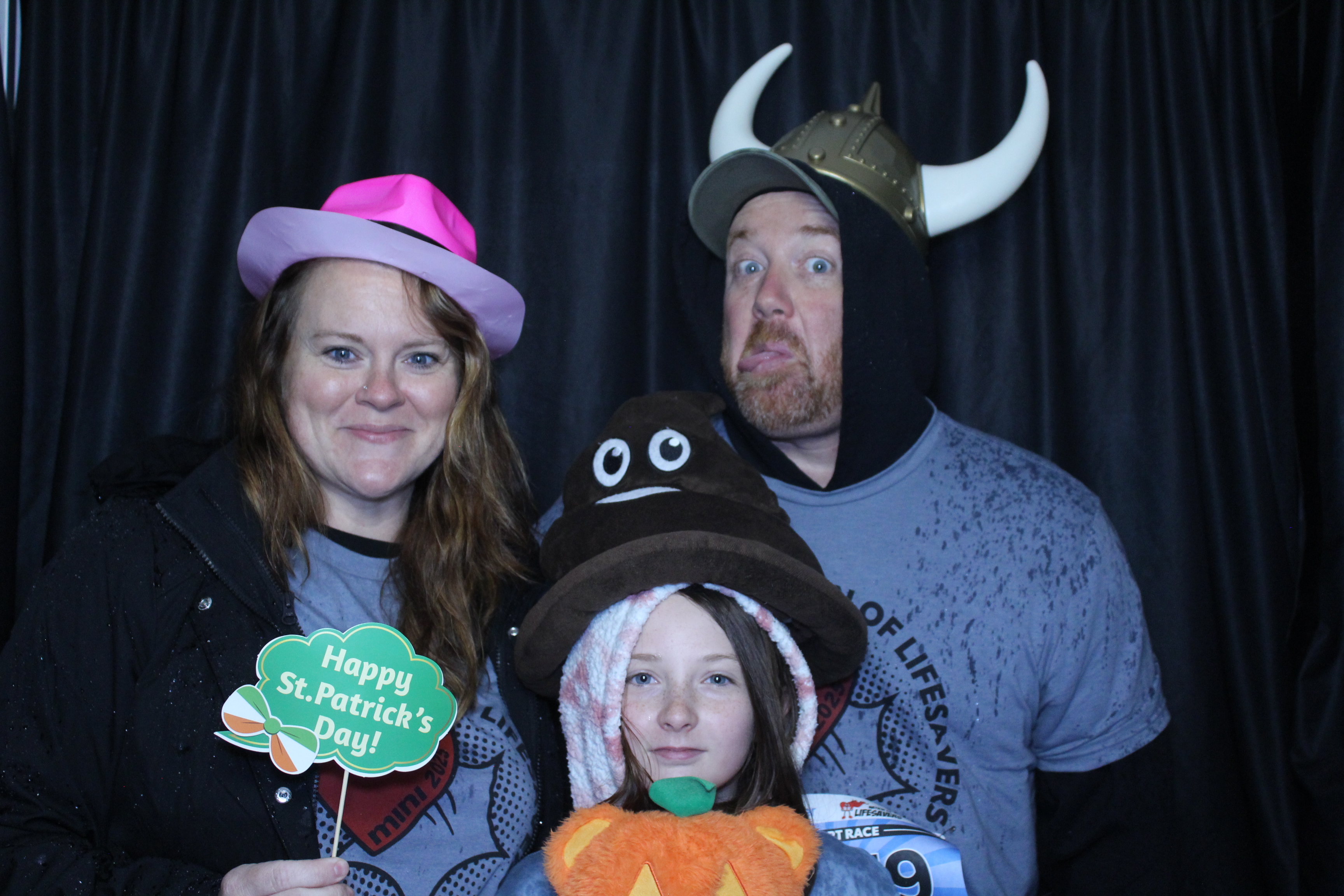 Booth at the AHA Heart Mini 2025 | View more photos from the event at gallery.photoboothcincy.com/u/PhotoBoothCincy/Booth-at-the-AHA-Heart-Mini-2025